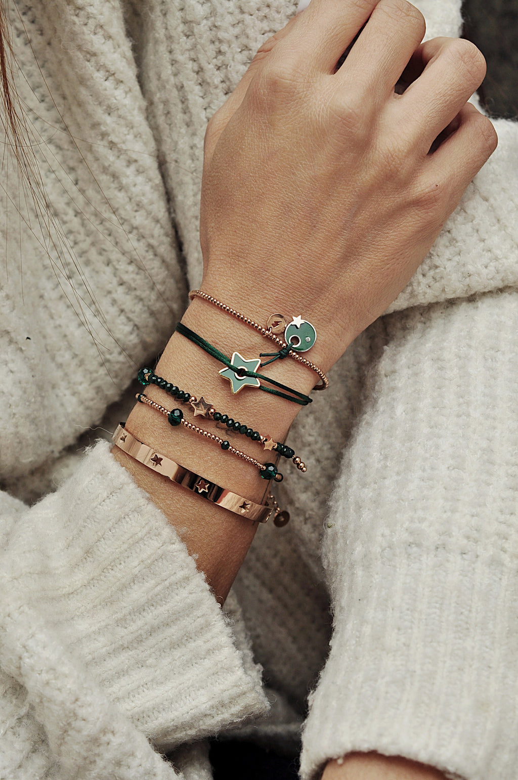 Zapestnica iz kroglic GREAT GREEN SPOT