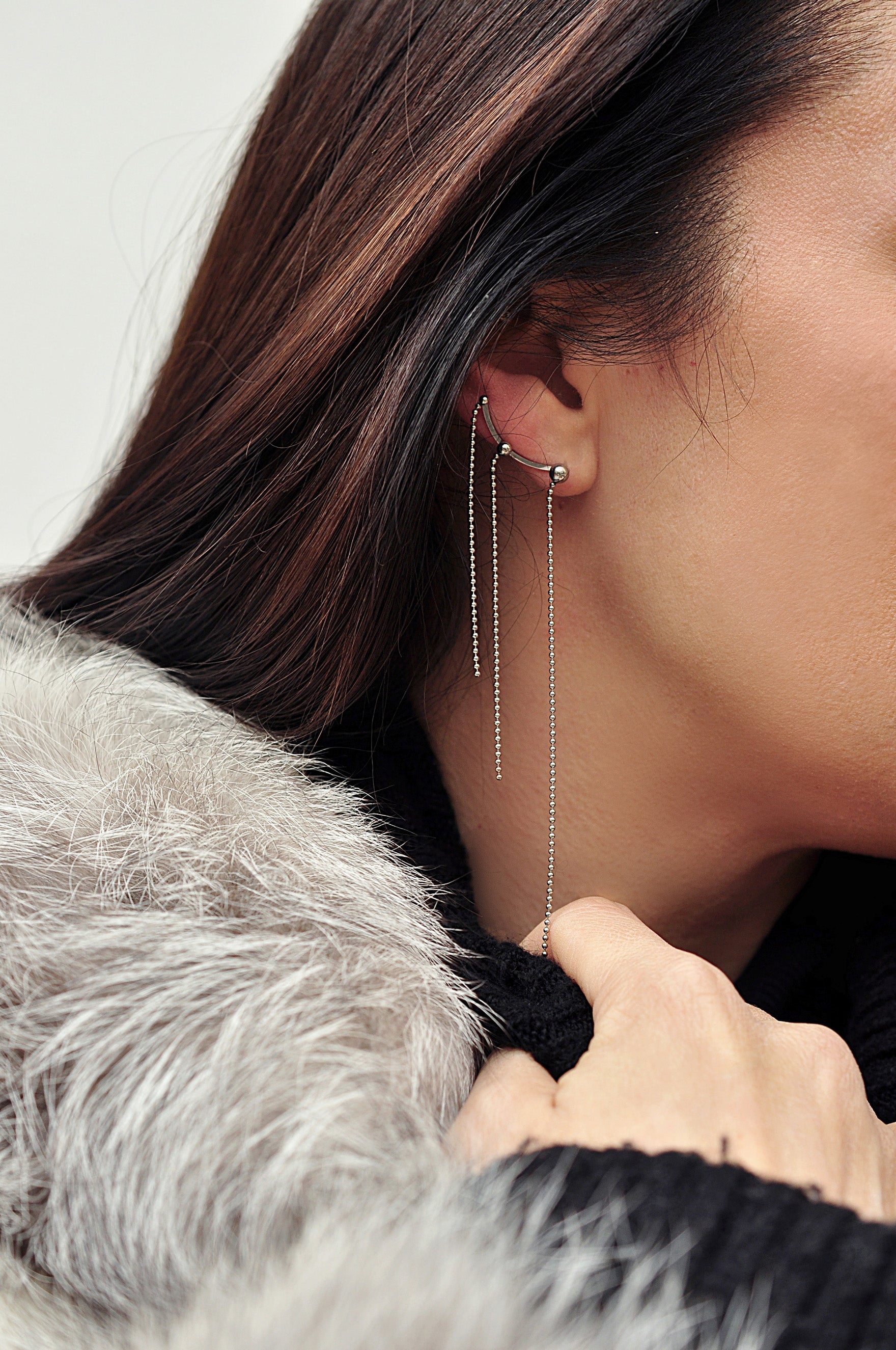 SNOW SHOWER magic earring / SNOW SHOWER magic naušnica