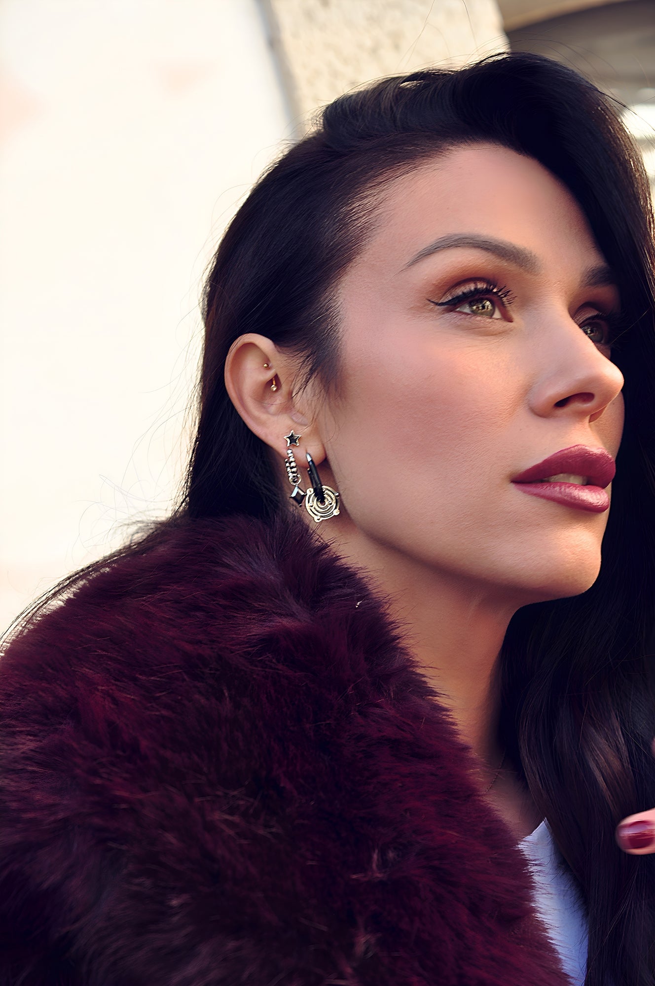 OUT OF SPACE black oval hoops / OUT OF SPACE crni ovalni ringovi