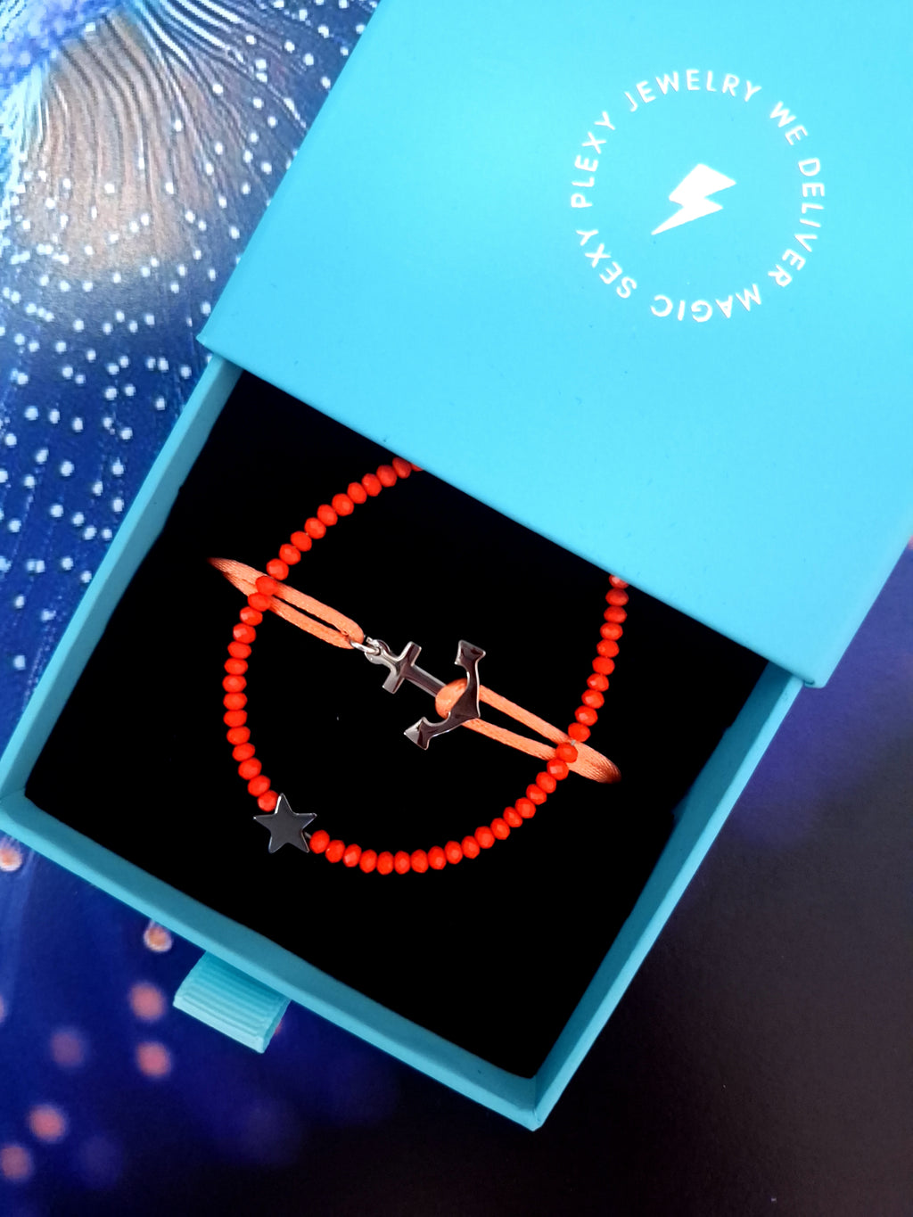 GIFT BOX anchor