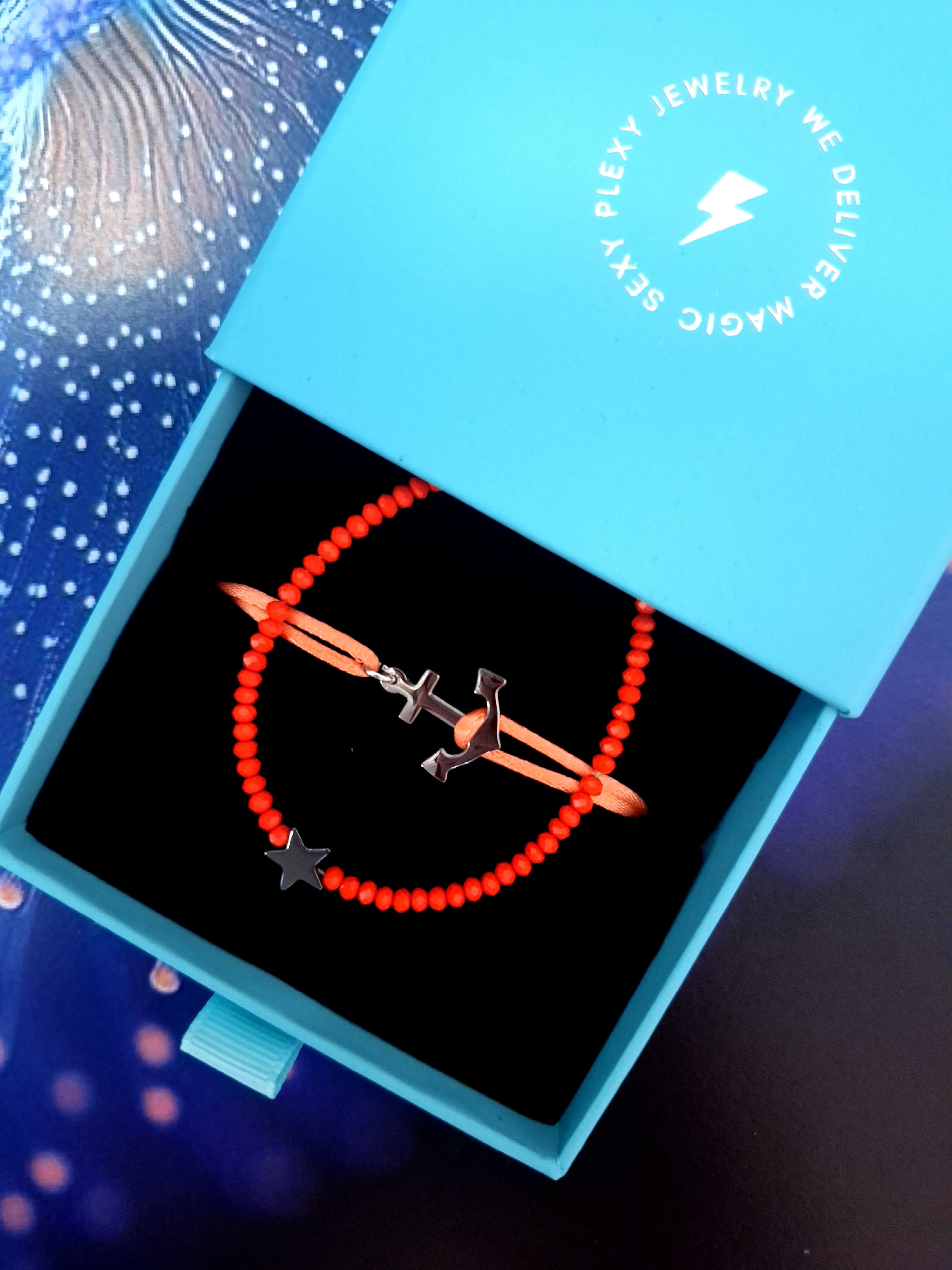GIFT BOX anchor
