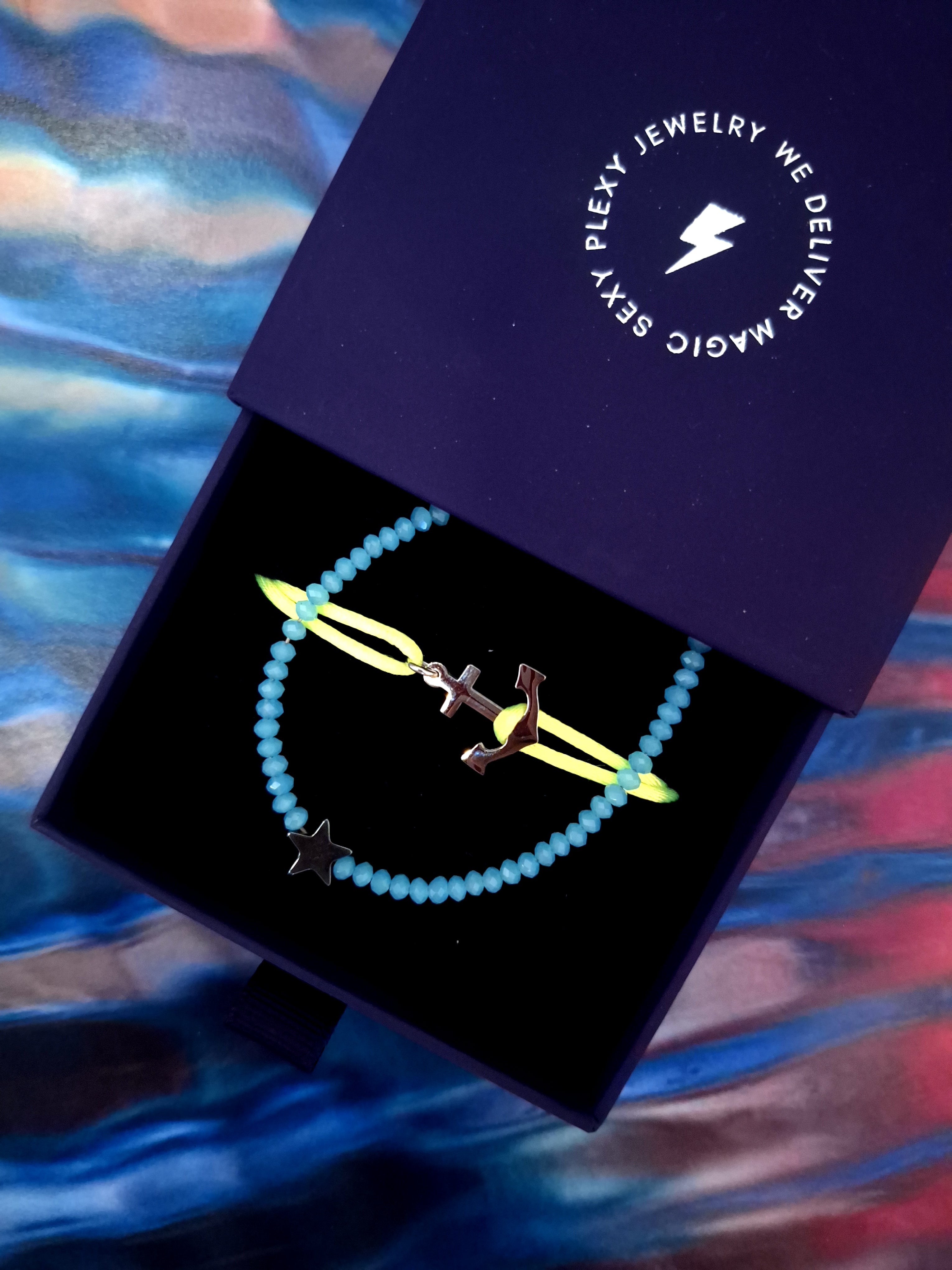 GIFT BOX anchor
