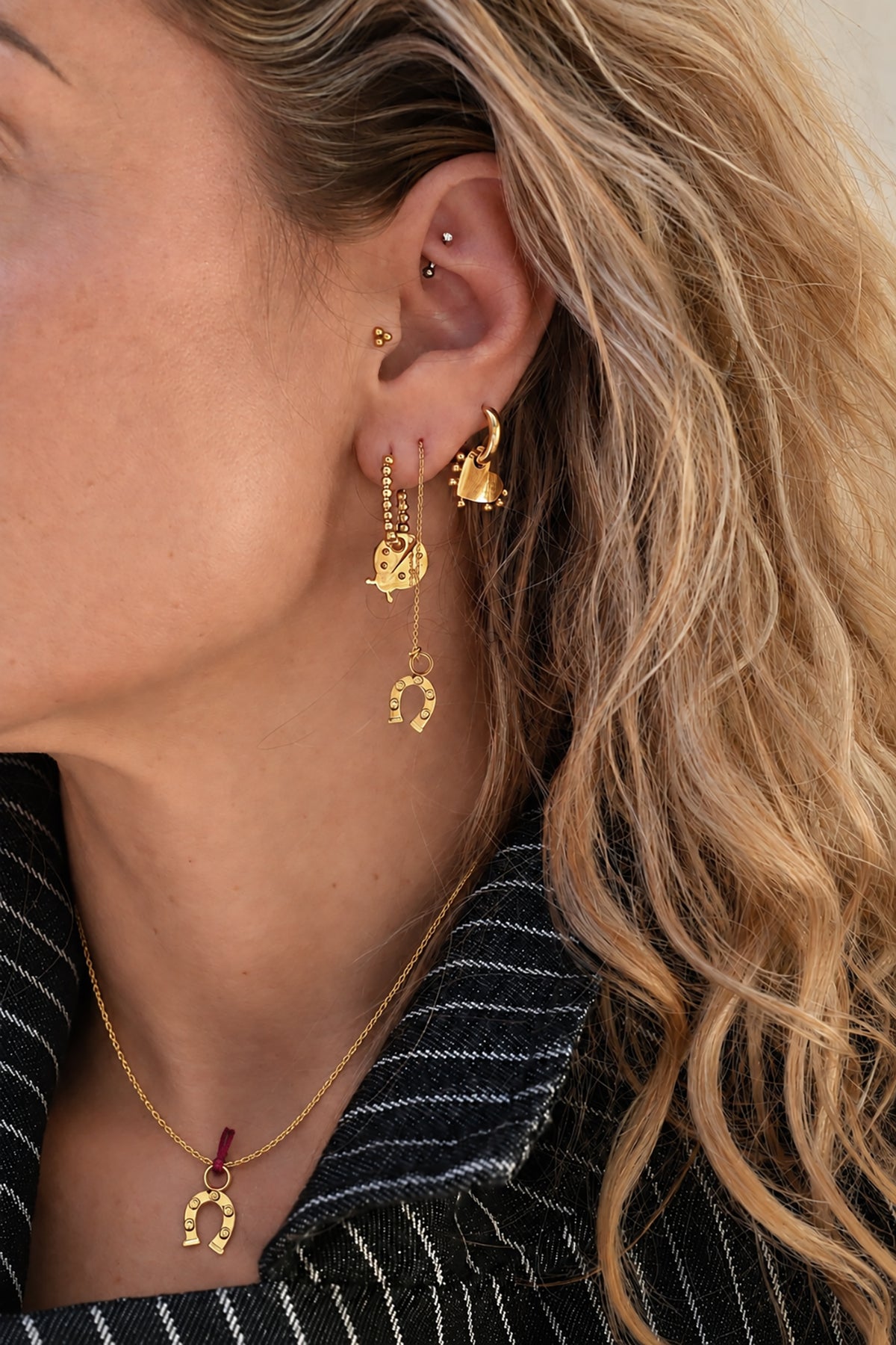LADYBUG dot oval hoops / LADYBUG dot ovalni ringovi
