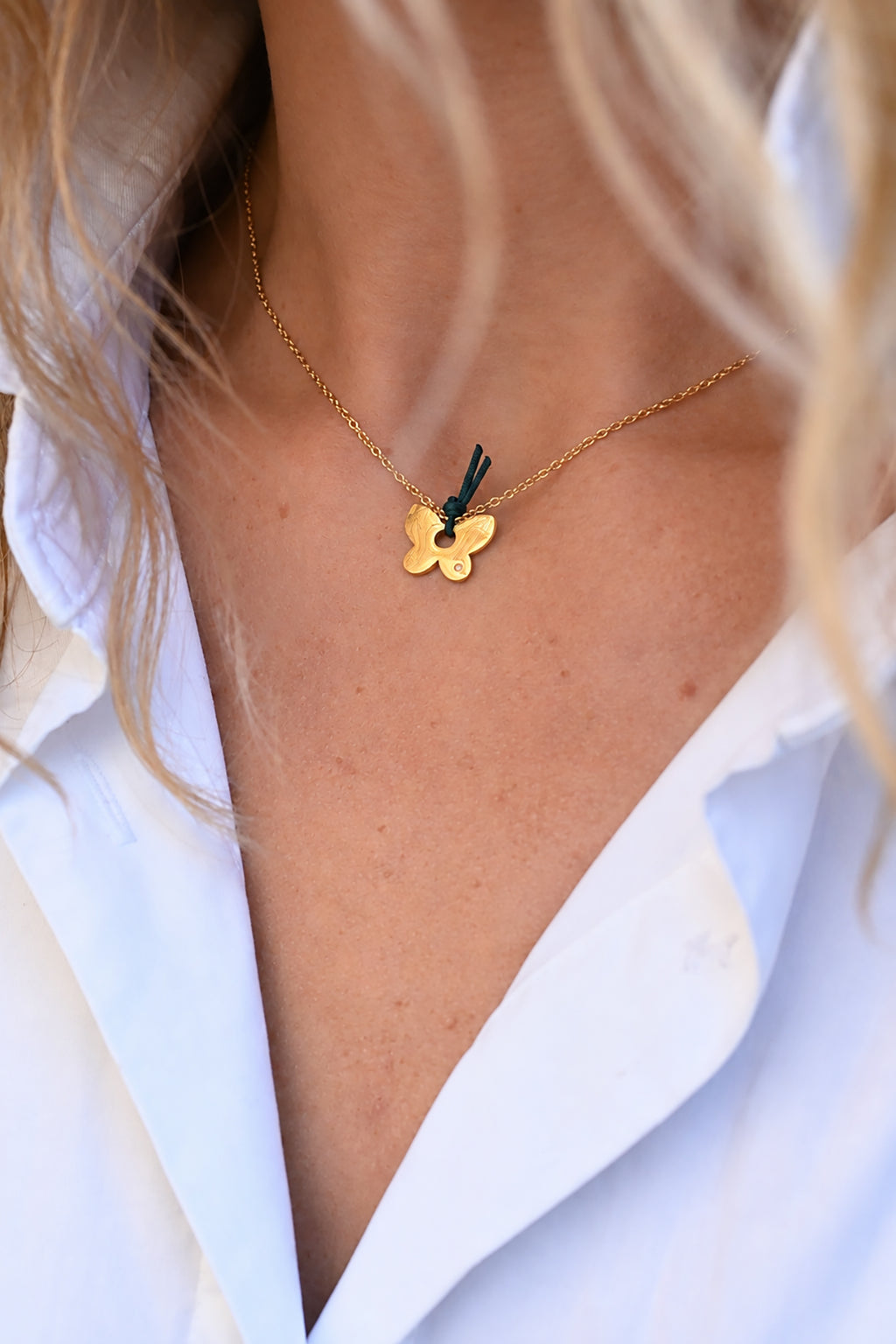 BUTTERFLY single necklace / BUTTERFLY jednostruka ogrlica