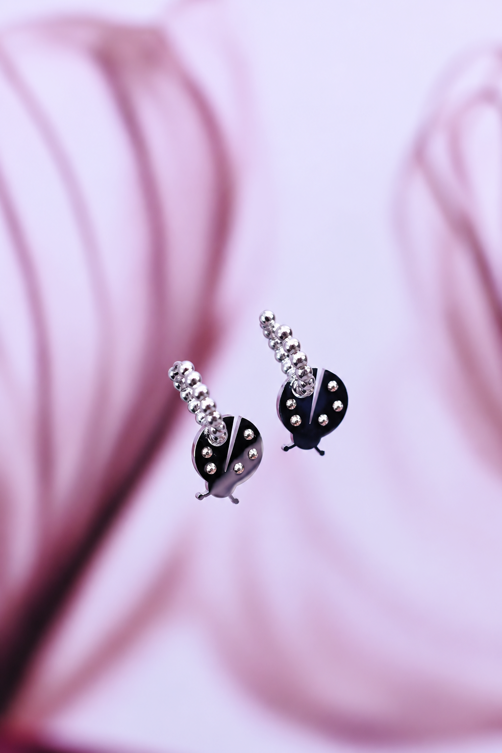 LADYBUG dot classic hoops / LADYBUG dot klasični ringovi