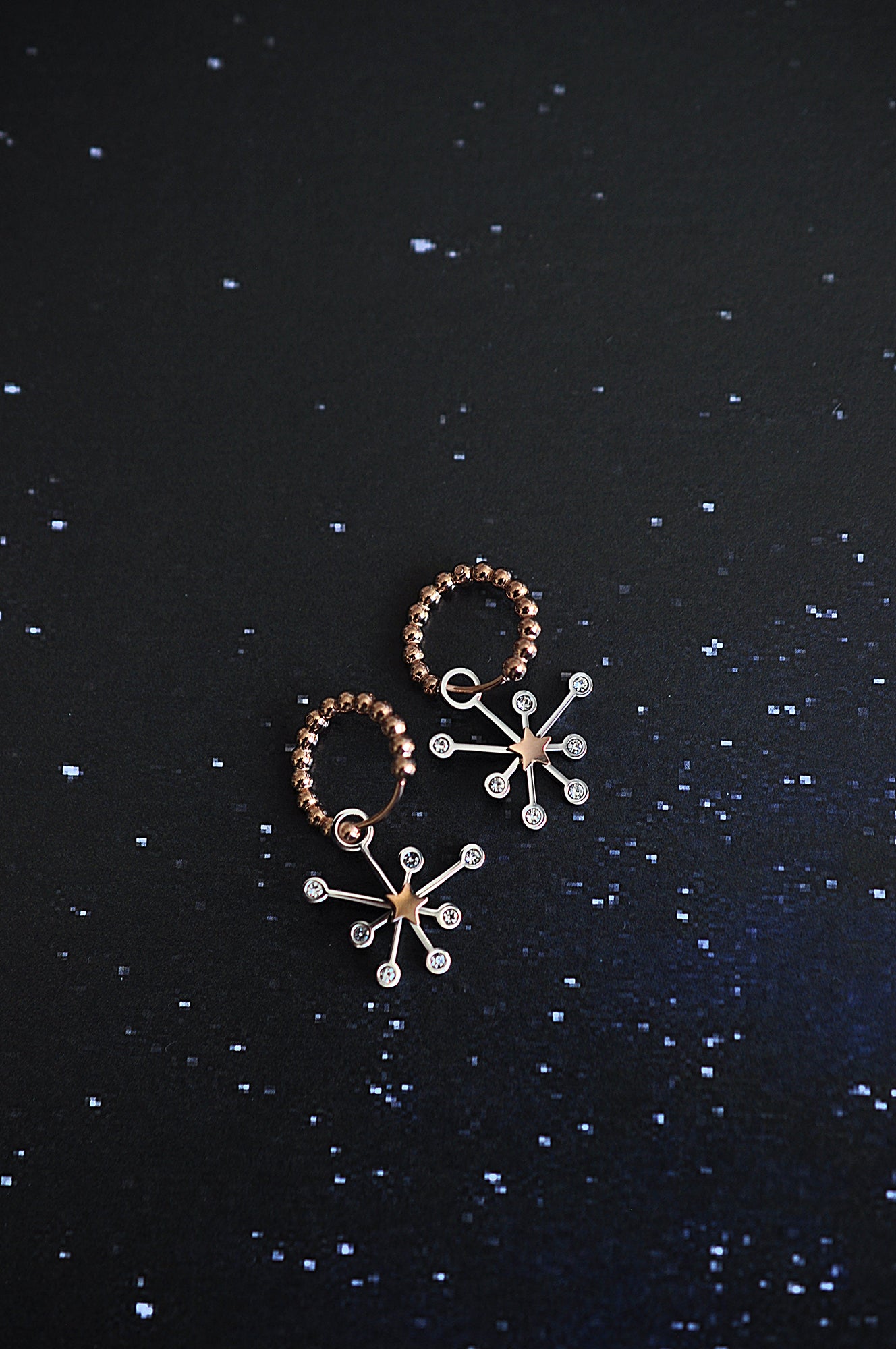 NIGHT SPARK dot classic hoops / NIGHT SPARK dot klasični ringovi