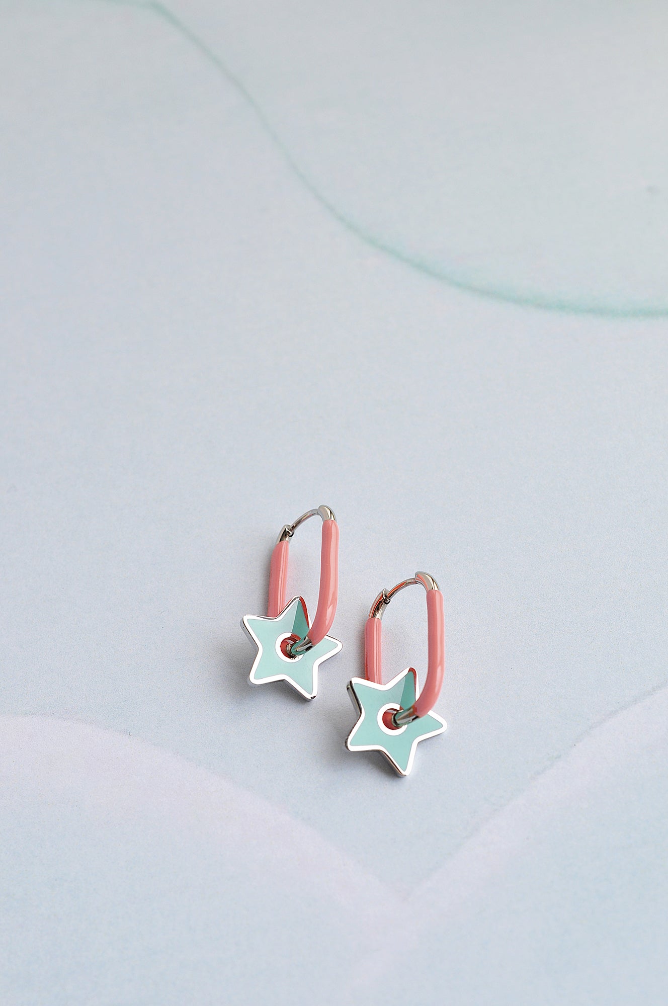 TURQUOISE STAR color oval hoops