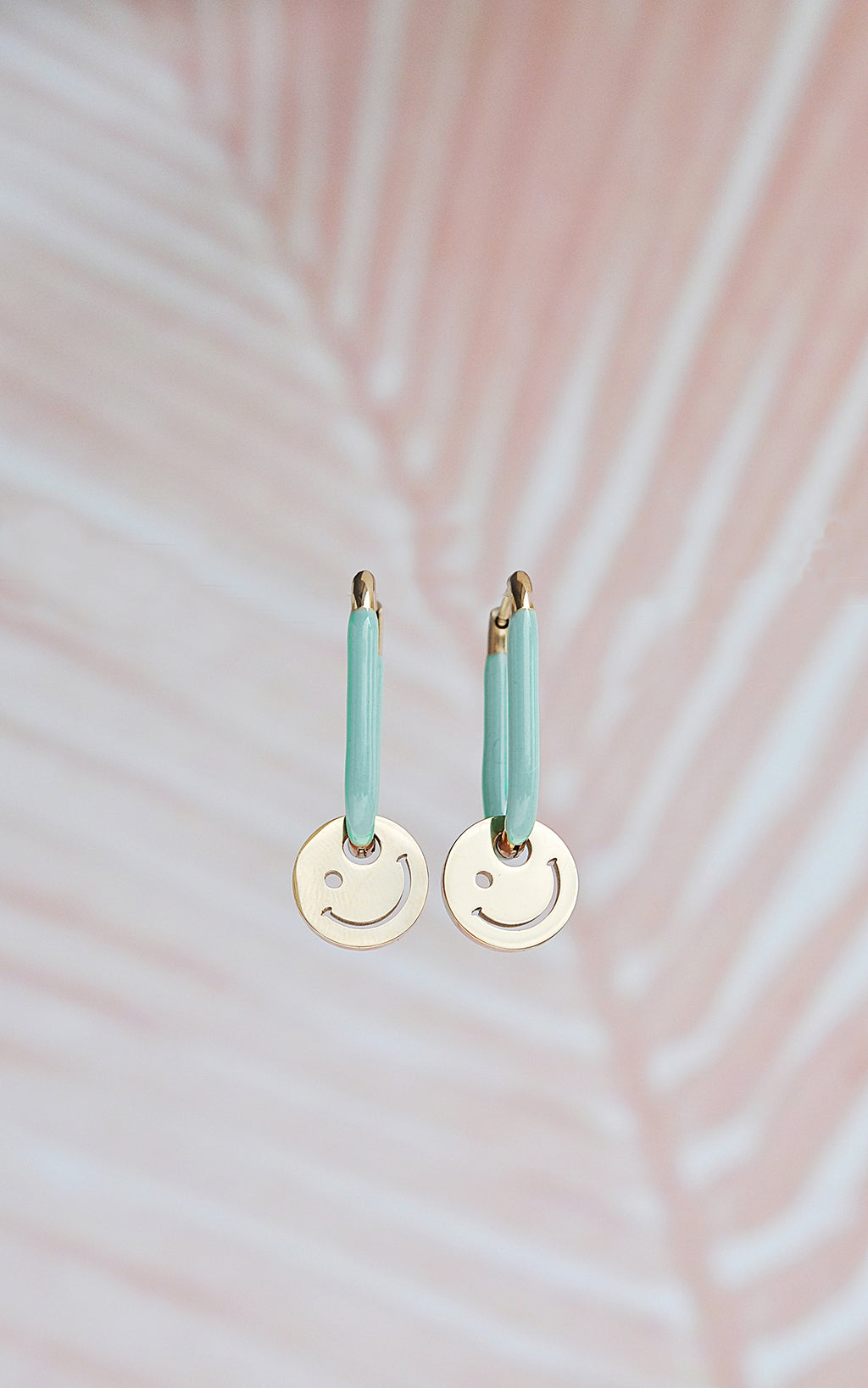 TURQUOISE SMILE oval hoops