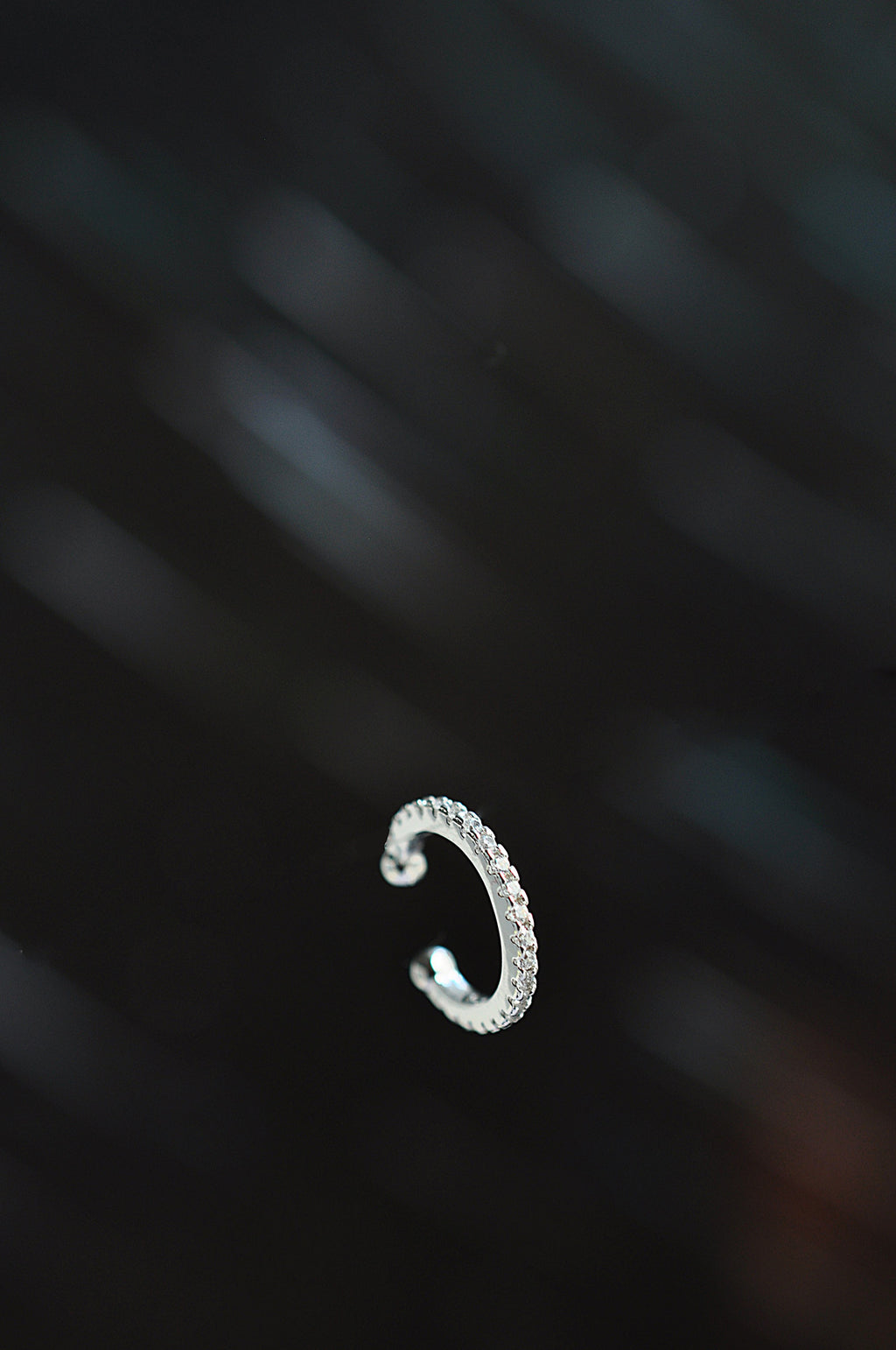 SINGLE SPARKLE Ohrklemme / SINGLE SPARKLE Cuff Naušnica