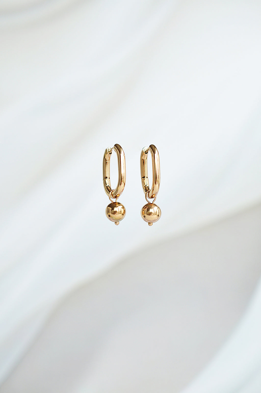 SNOW PEARL oval hoops / SNOW PEARL ovalni ringovi