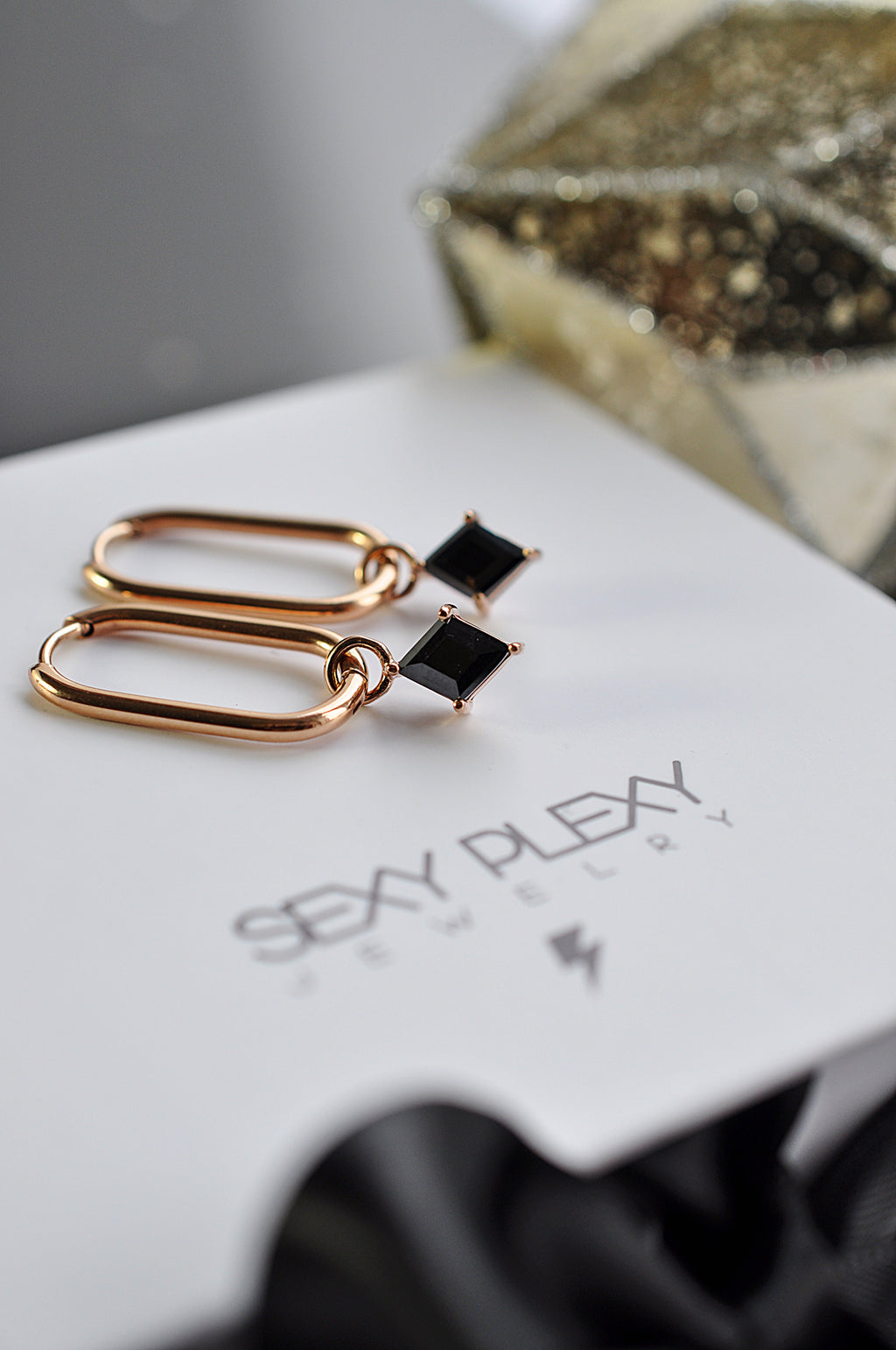 BLACK ROCK ovale Creolen / BLACK ROCK ovalni ringovi 