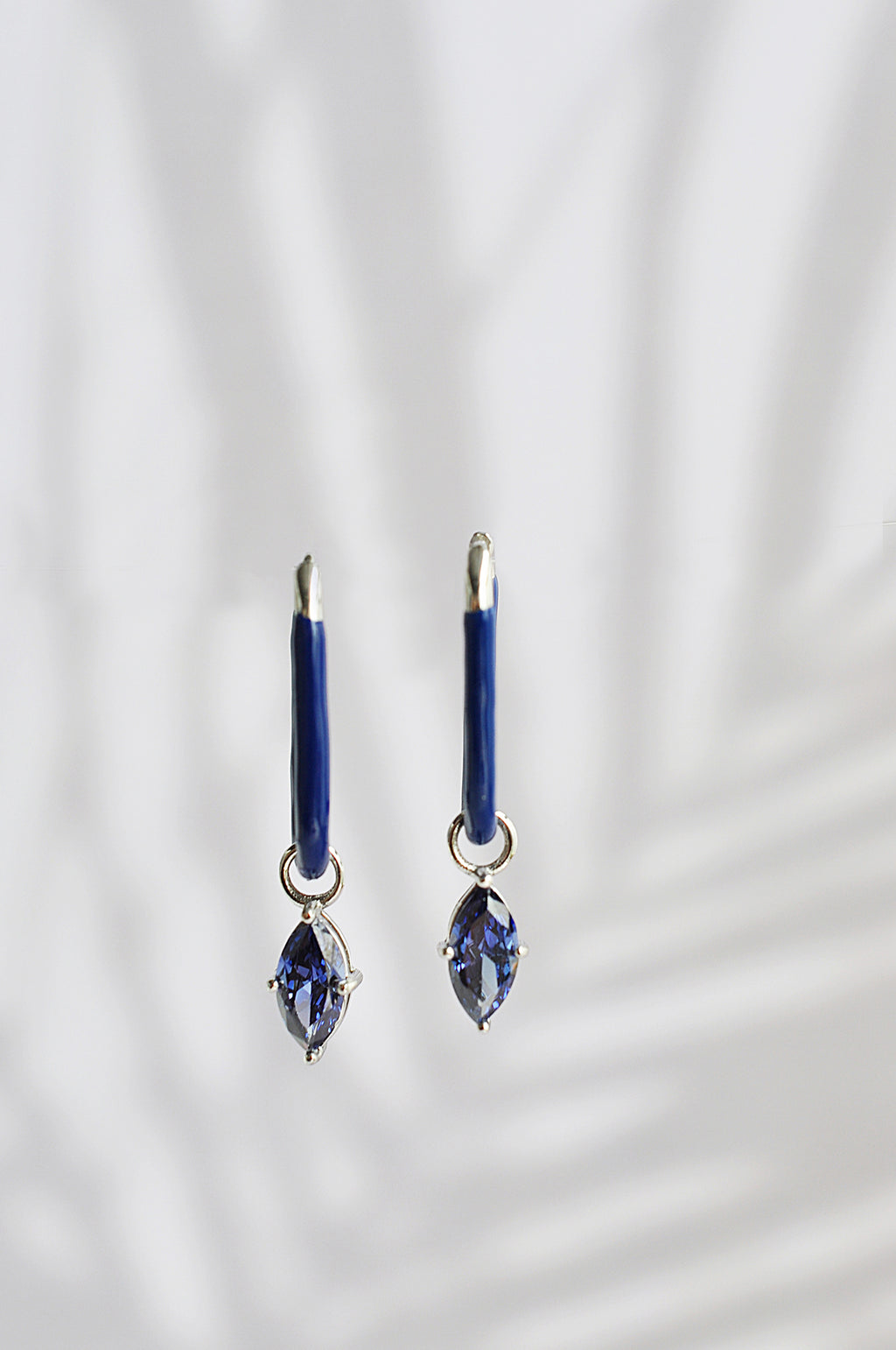 BLUE ROCK oval hoops
