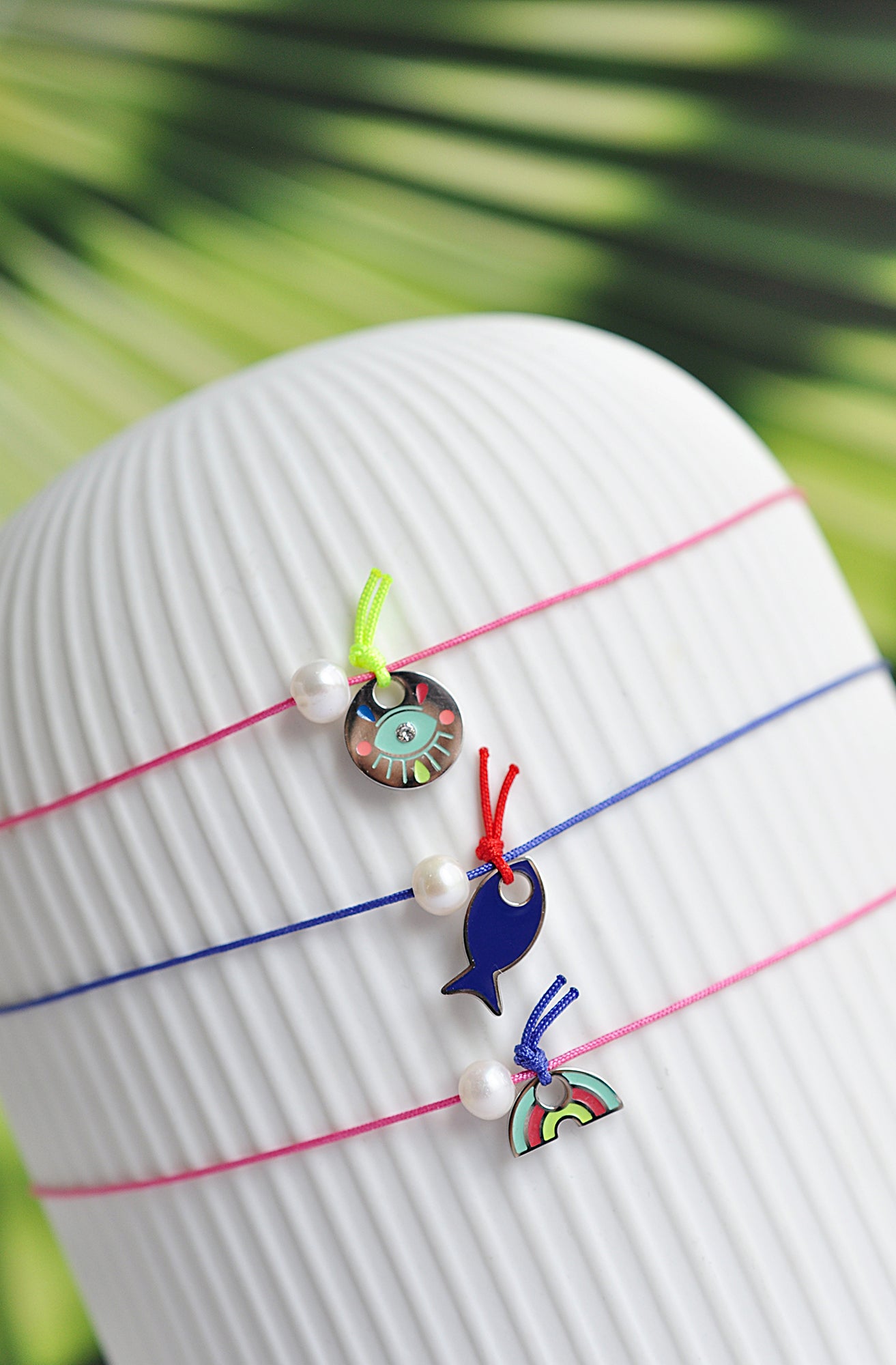 RAINBOW SANGRIA string choker necklace / RAINBOW SANGRIA ogrlica uz vrat