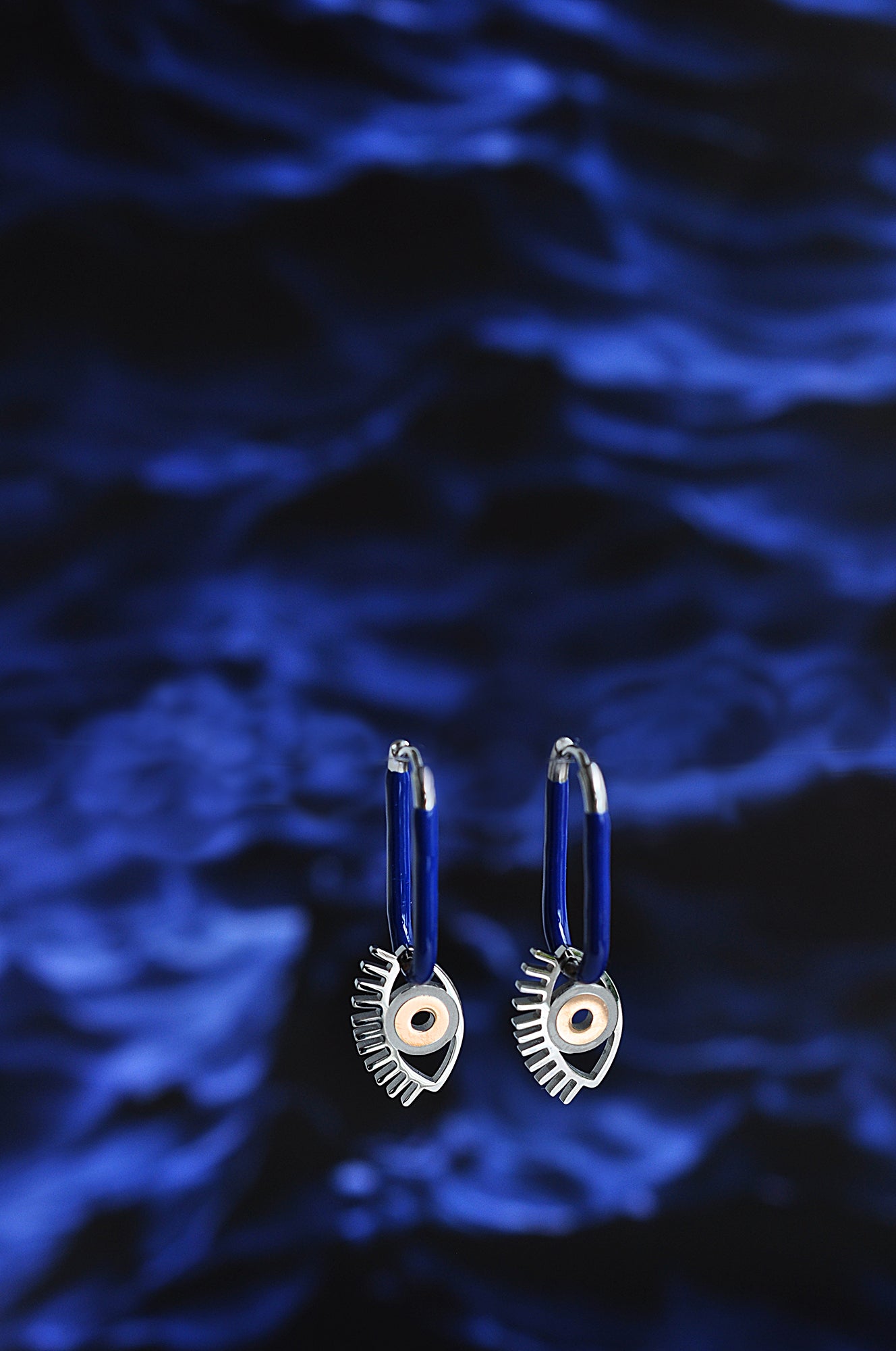 DESERT EYE blue oval hoops