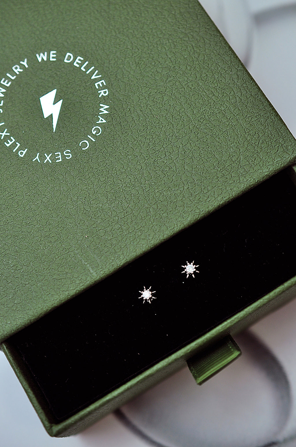 STAR piercing earrings / STAR piercing naušnice