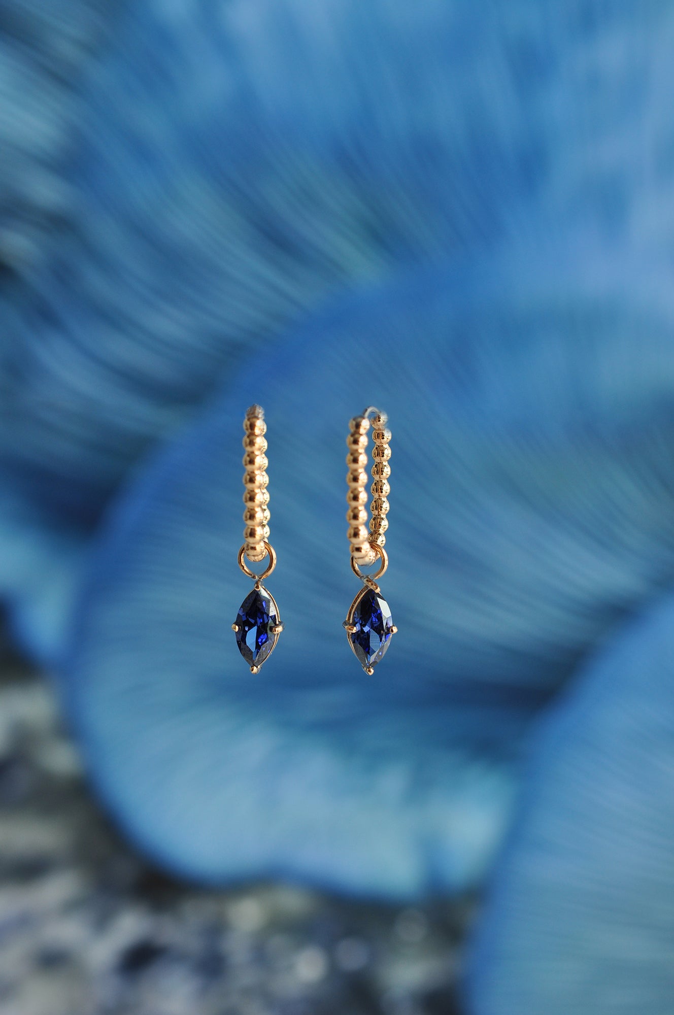 BLUE ROCK oval drop hoops / BLUE ROCK dot ovalni ringovi