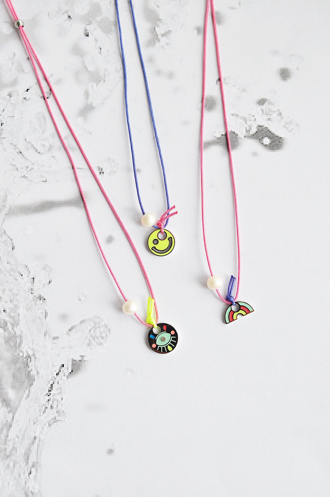 PINA COLADA string choker necklace / PINA COLADA ogrlica uz vrat