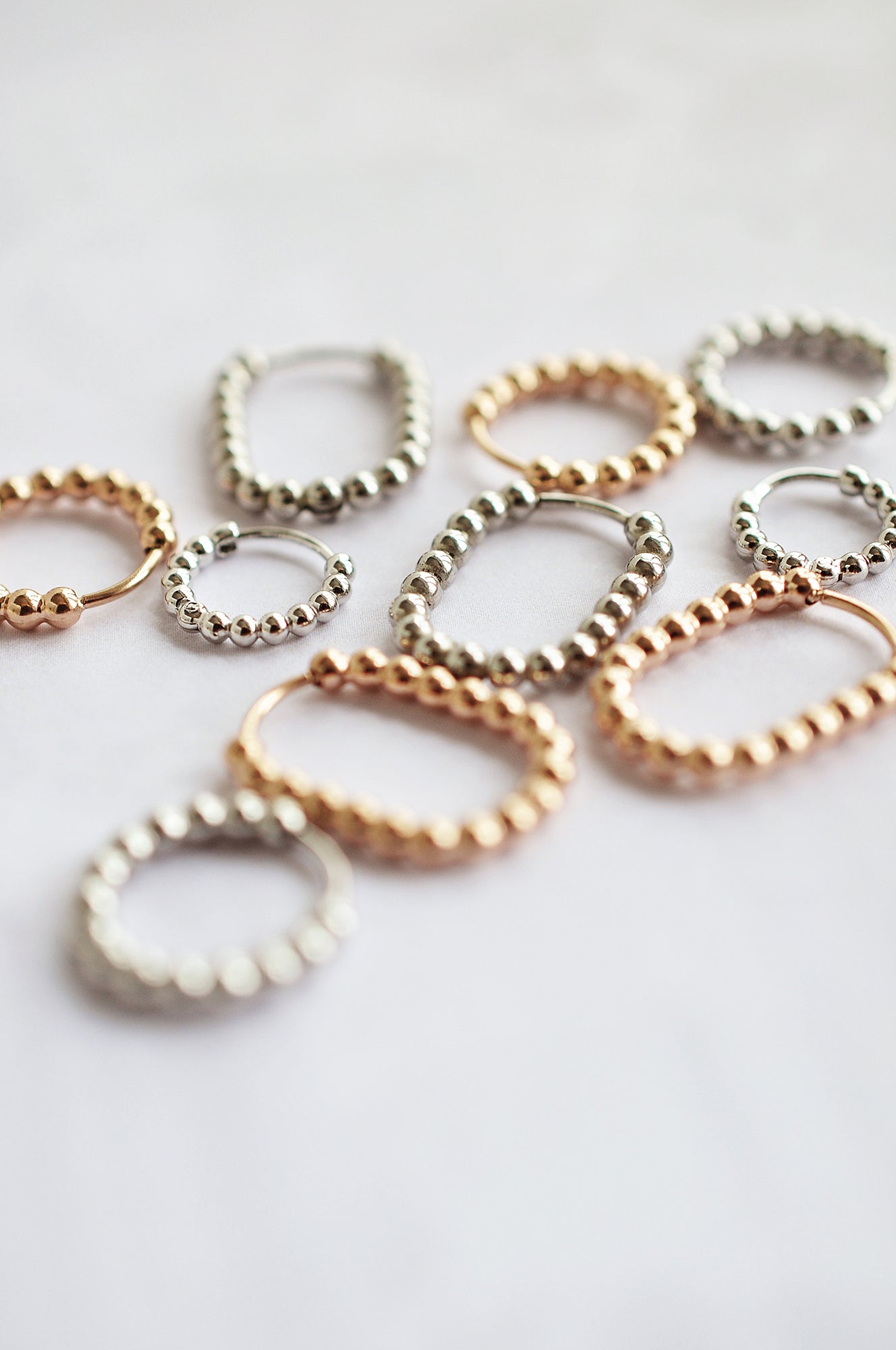 SNOW DROPS oval hoops / SNOW DROPS ovalni ringovi