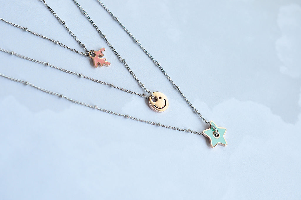 HAPPY PEOPLE triple necklace