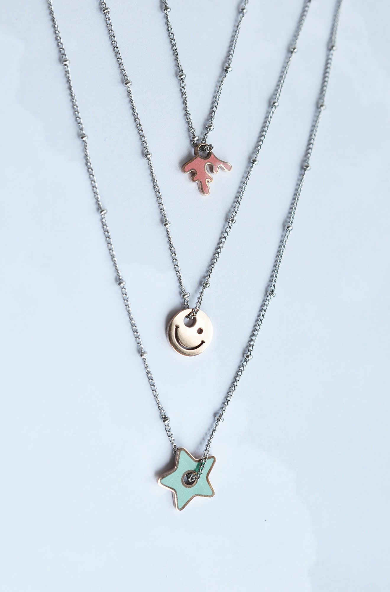HAPPY PEOPLE triple necklace