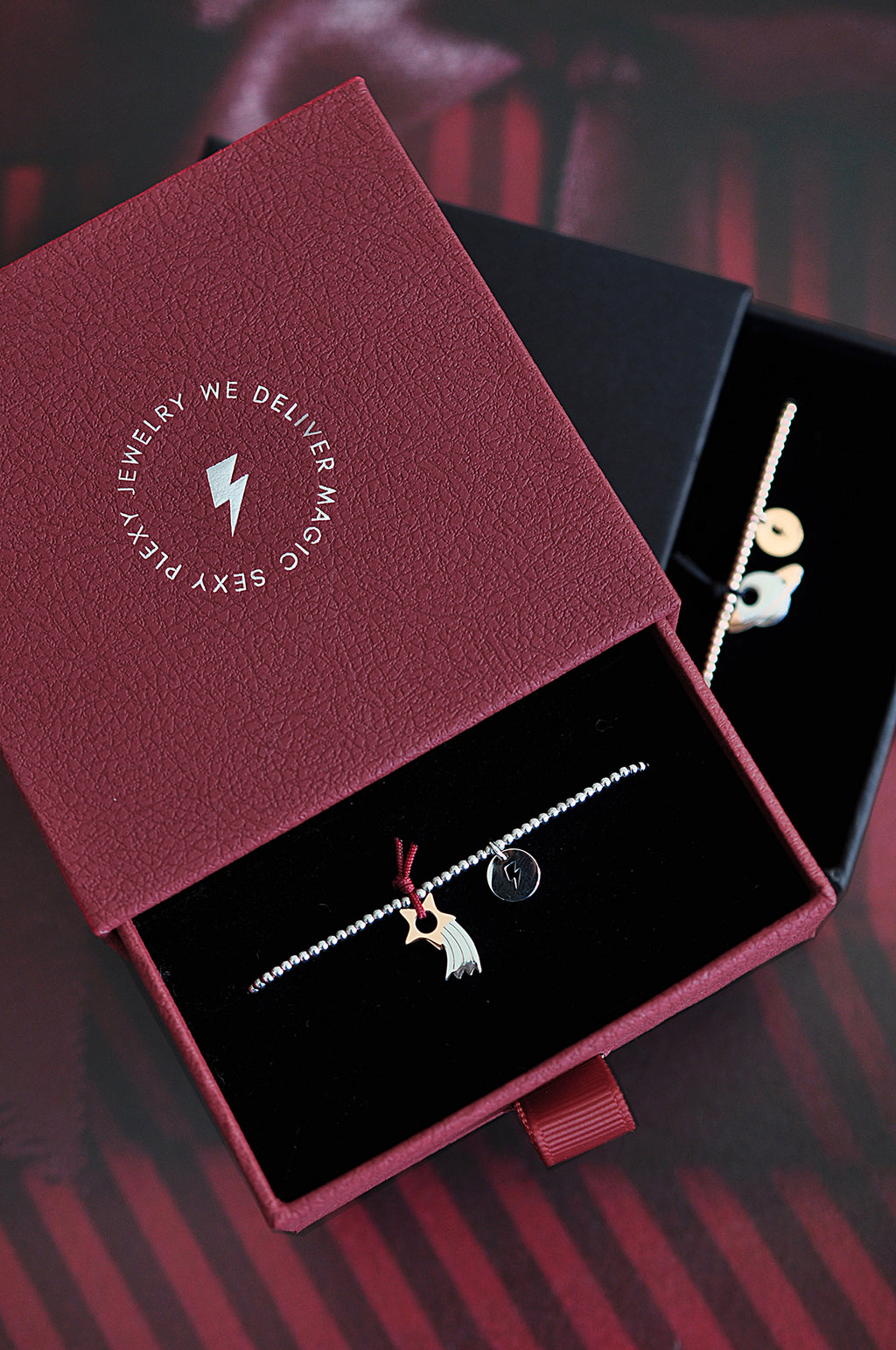 SHOOTING STAR dot bead bracelet / SHOOTING STAR točkasta narukvica