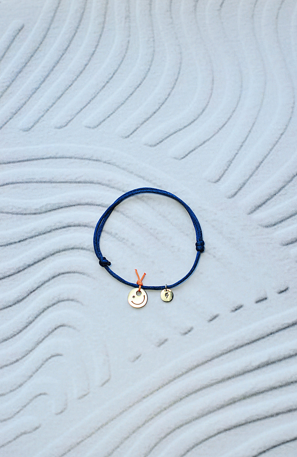 HAPPY string bracelet