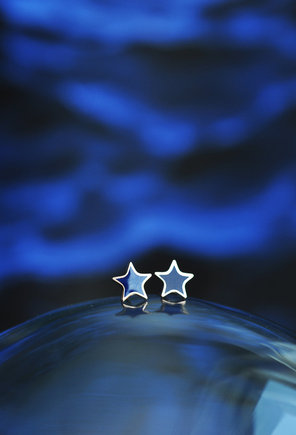 BLUE SKY tiny star earrings