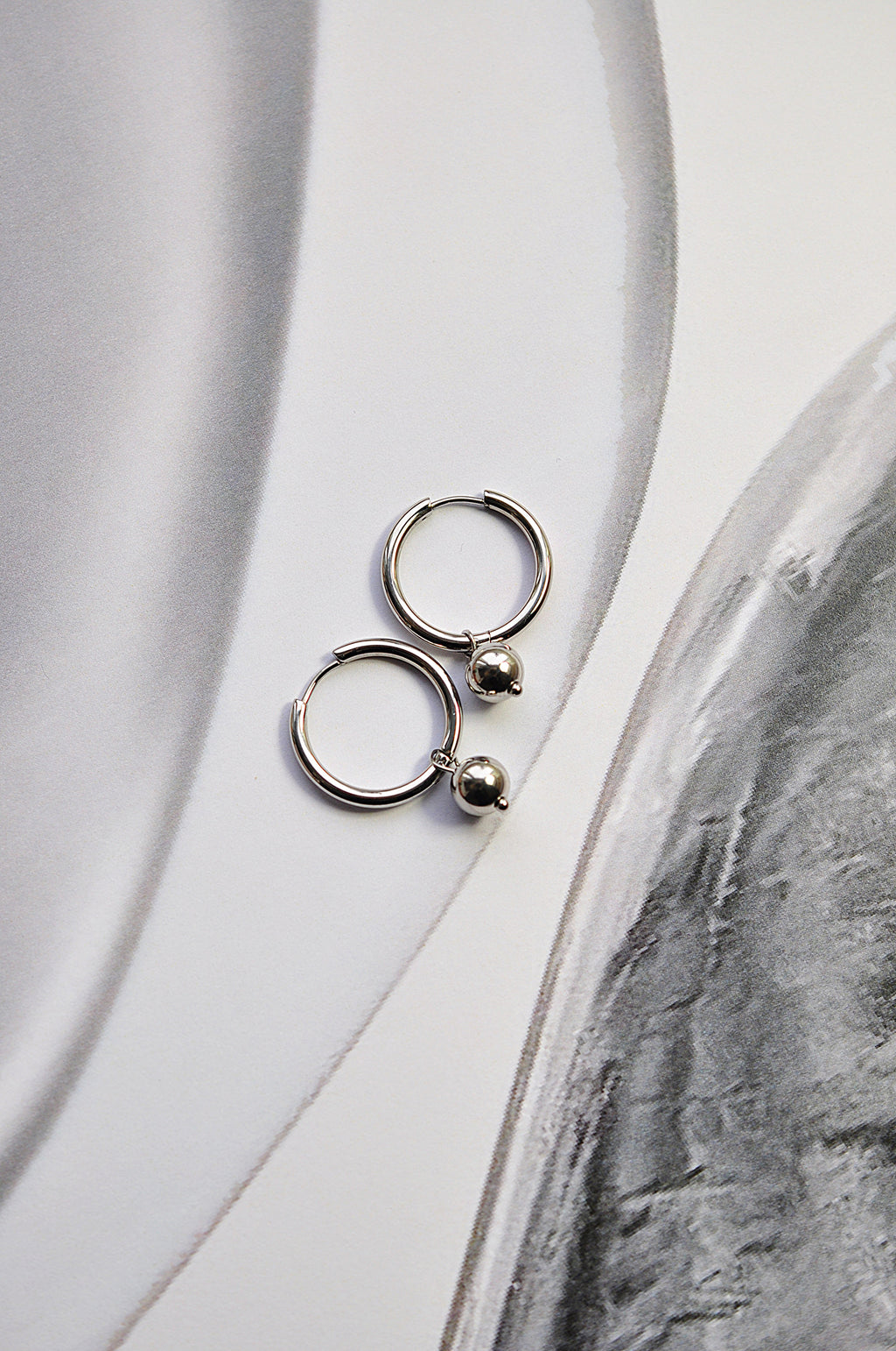 SNOW PEARL klassische Creolen / SNOW PEARL Ringovi 