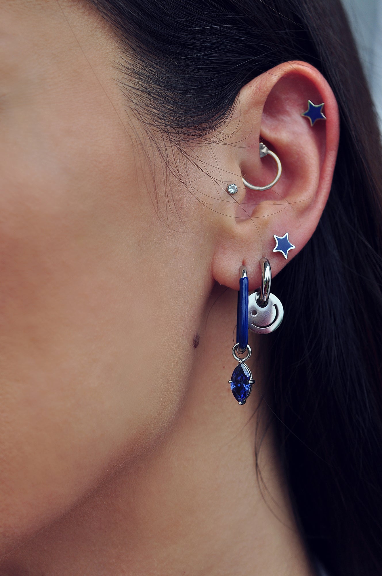 BLUE ROCK oval hoops
