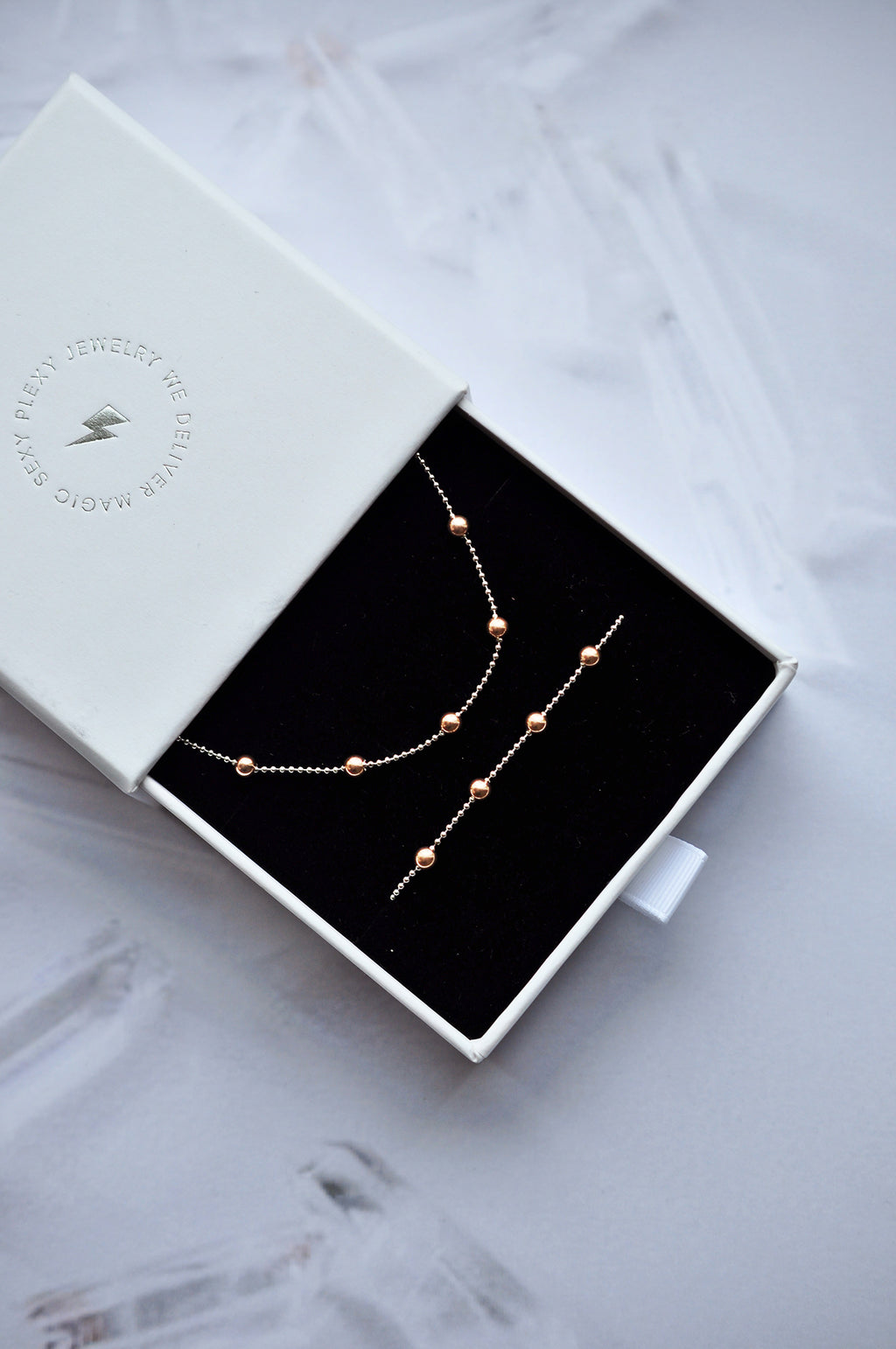 SNOW DROPS Choker Halskette