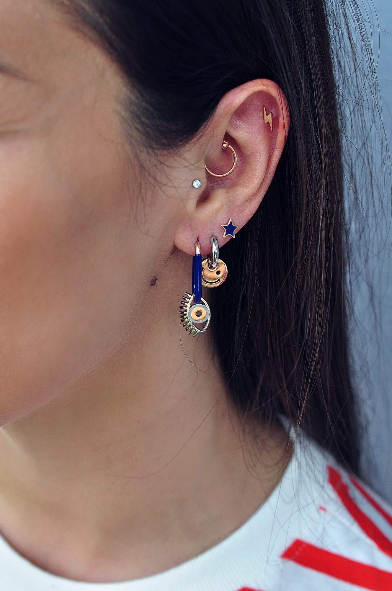 DESERT EYE blue oval hoops