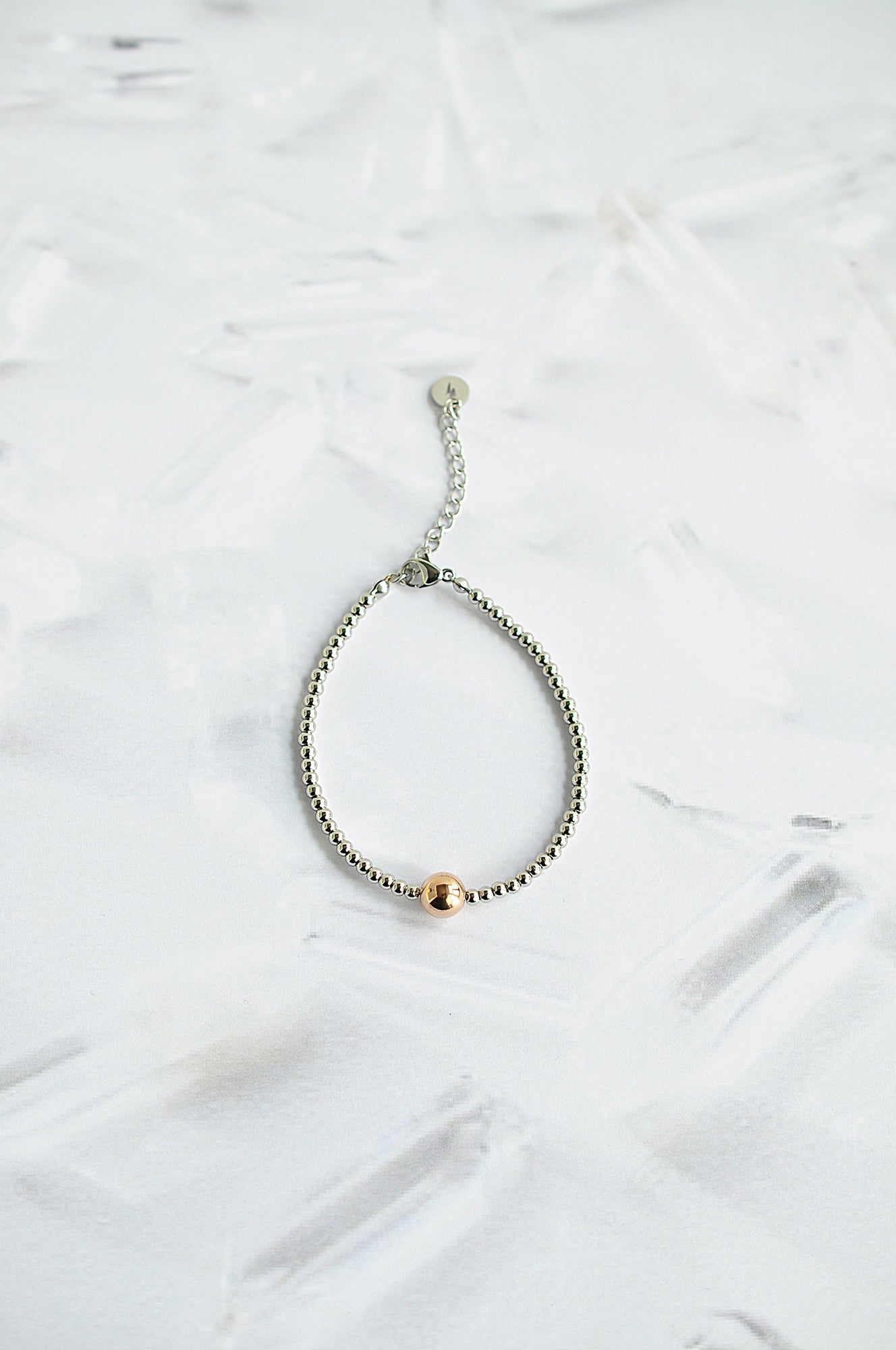 Zapestnica iz kroglic SNOW PEARL