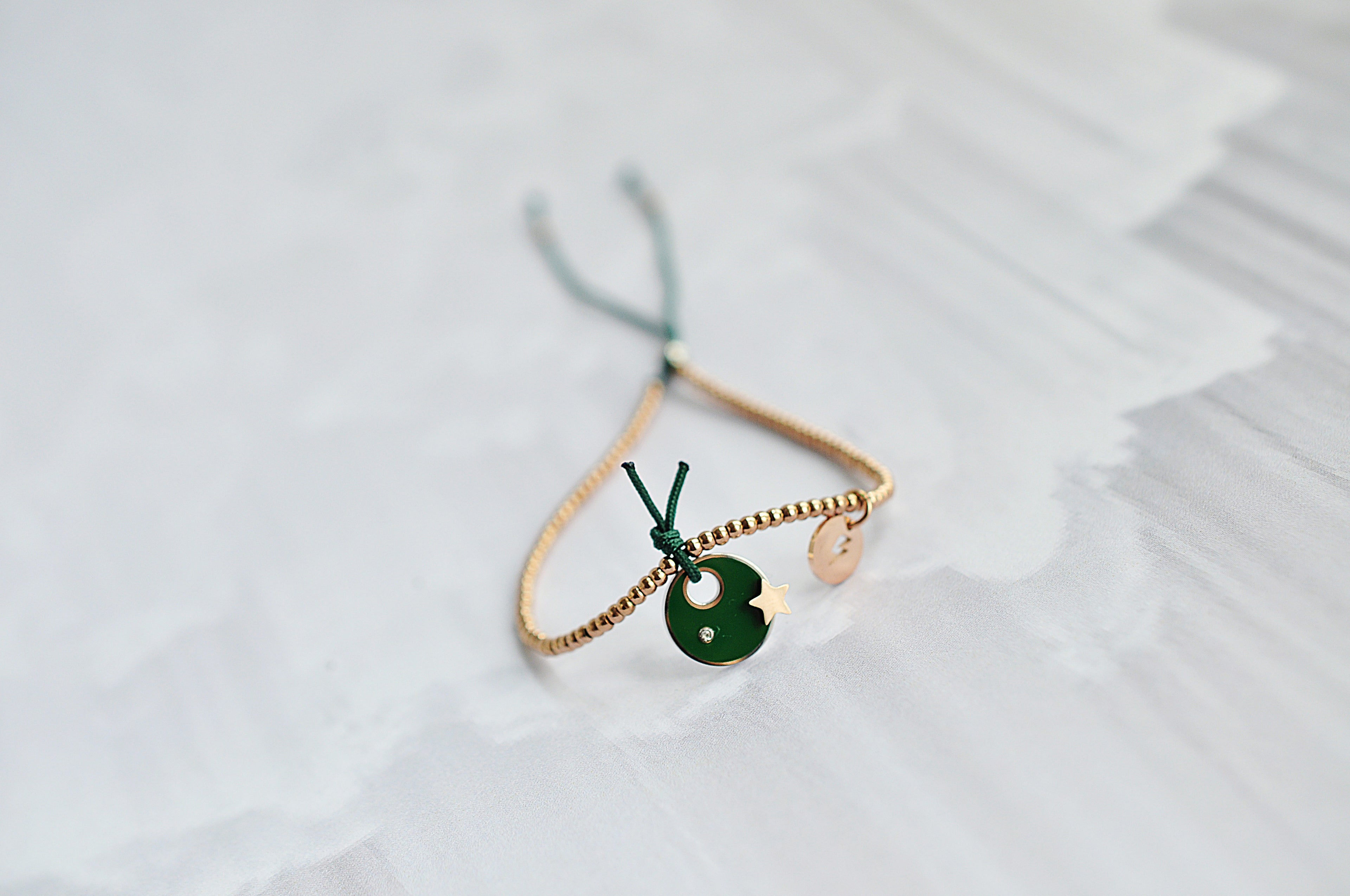 GROSSES GRÜNES FLECKEN Perlenarmband