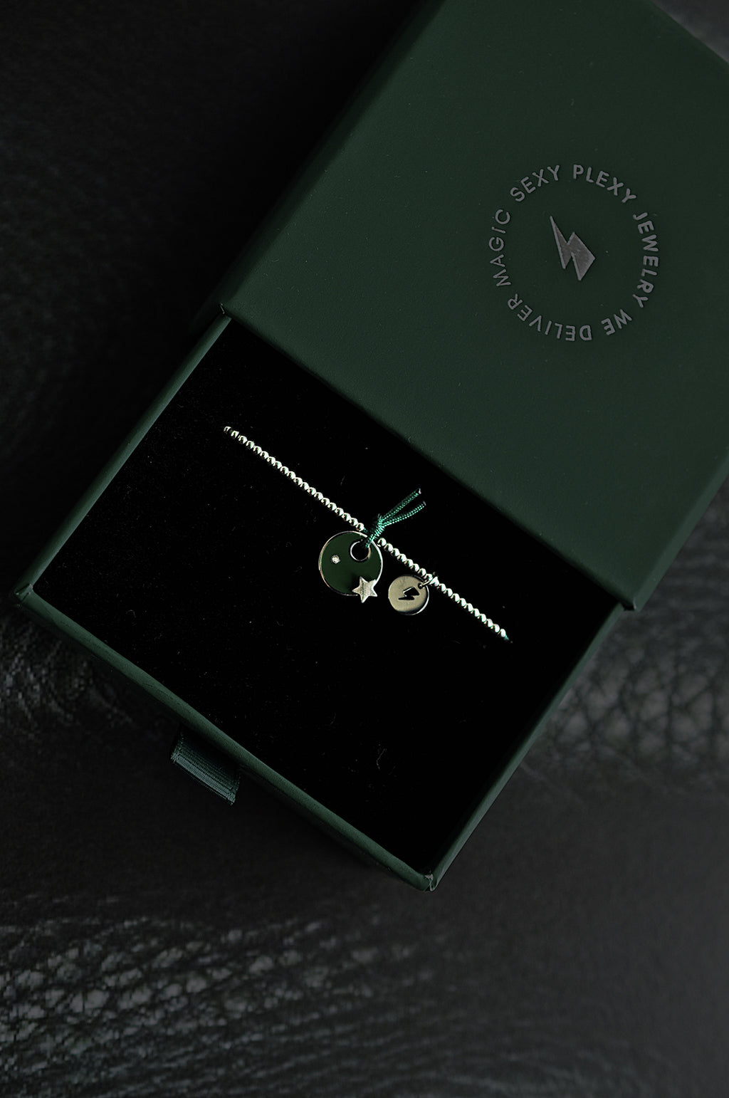 Zapestnica iz kroglic GREAT GREEN SPOT