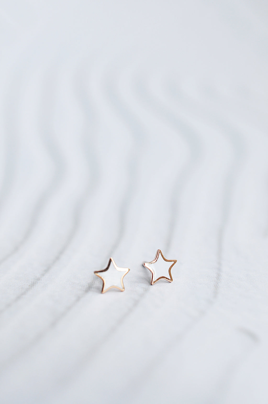 WHITE CLOUDS stud earrings / WHITE CLOUDS stud naušnice