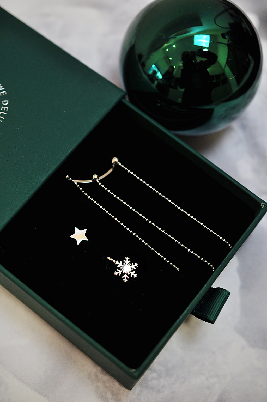 GIFT BOX snow shower silver magic