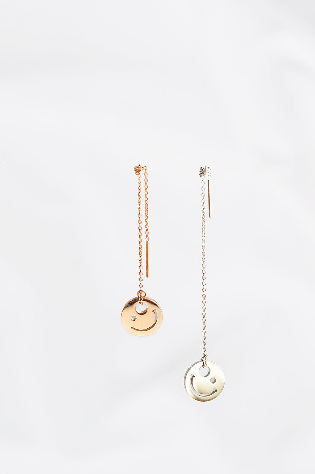 HAPPY chain earrings / HAPPY naušnice lančić