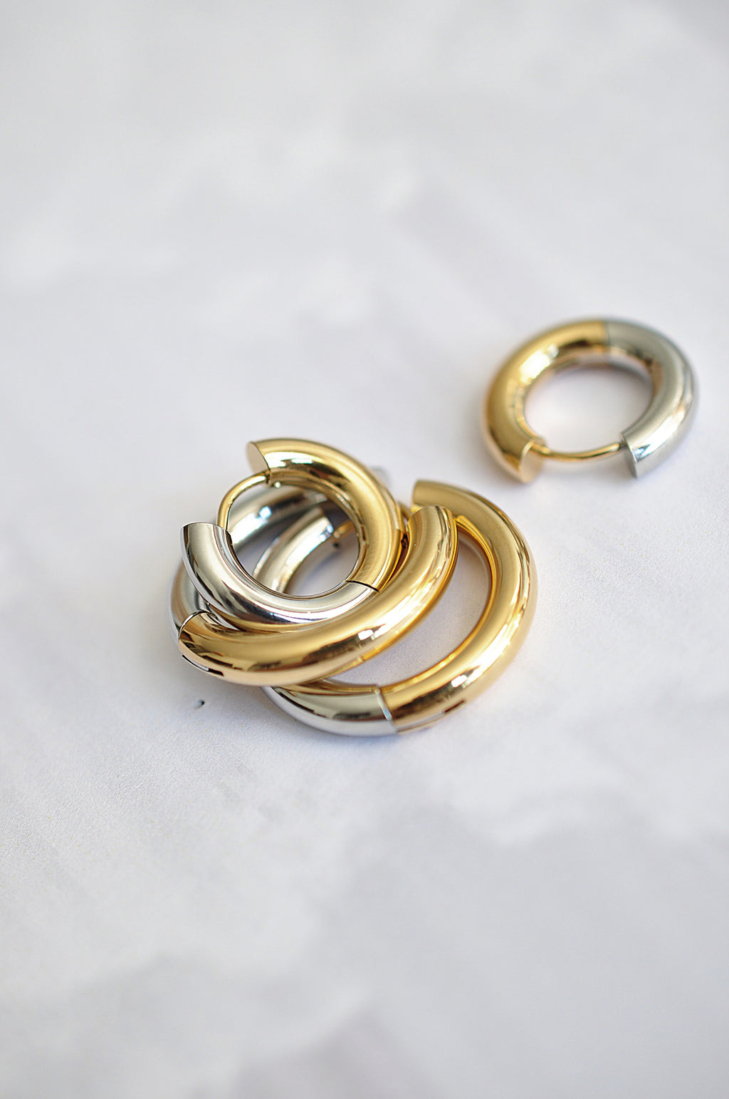 TWINS hoops / TWINS ringovi