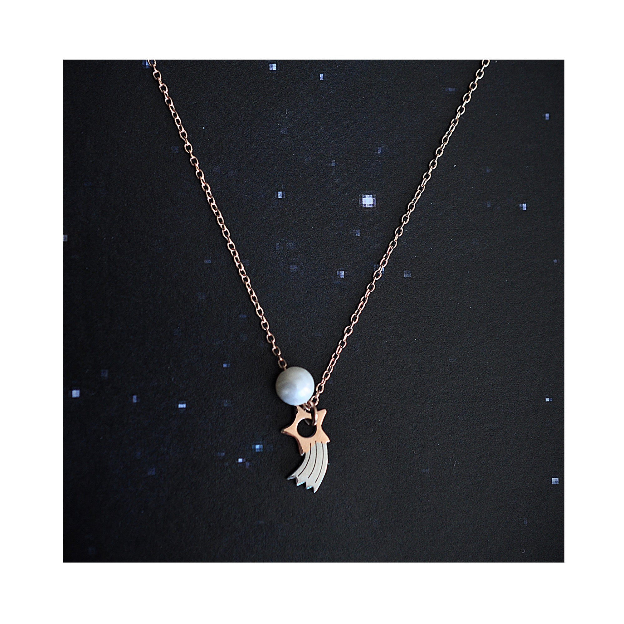 SHOOTING STAR necklace / SHOOTING STAR ogrlica