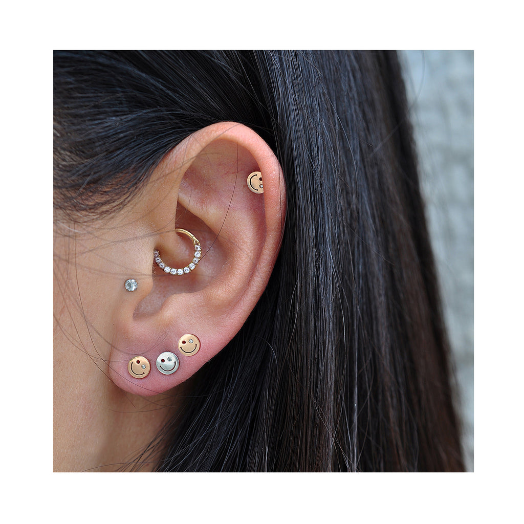 HAPPY stud earring / HAPPY stud naušnice