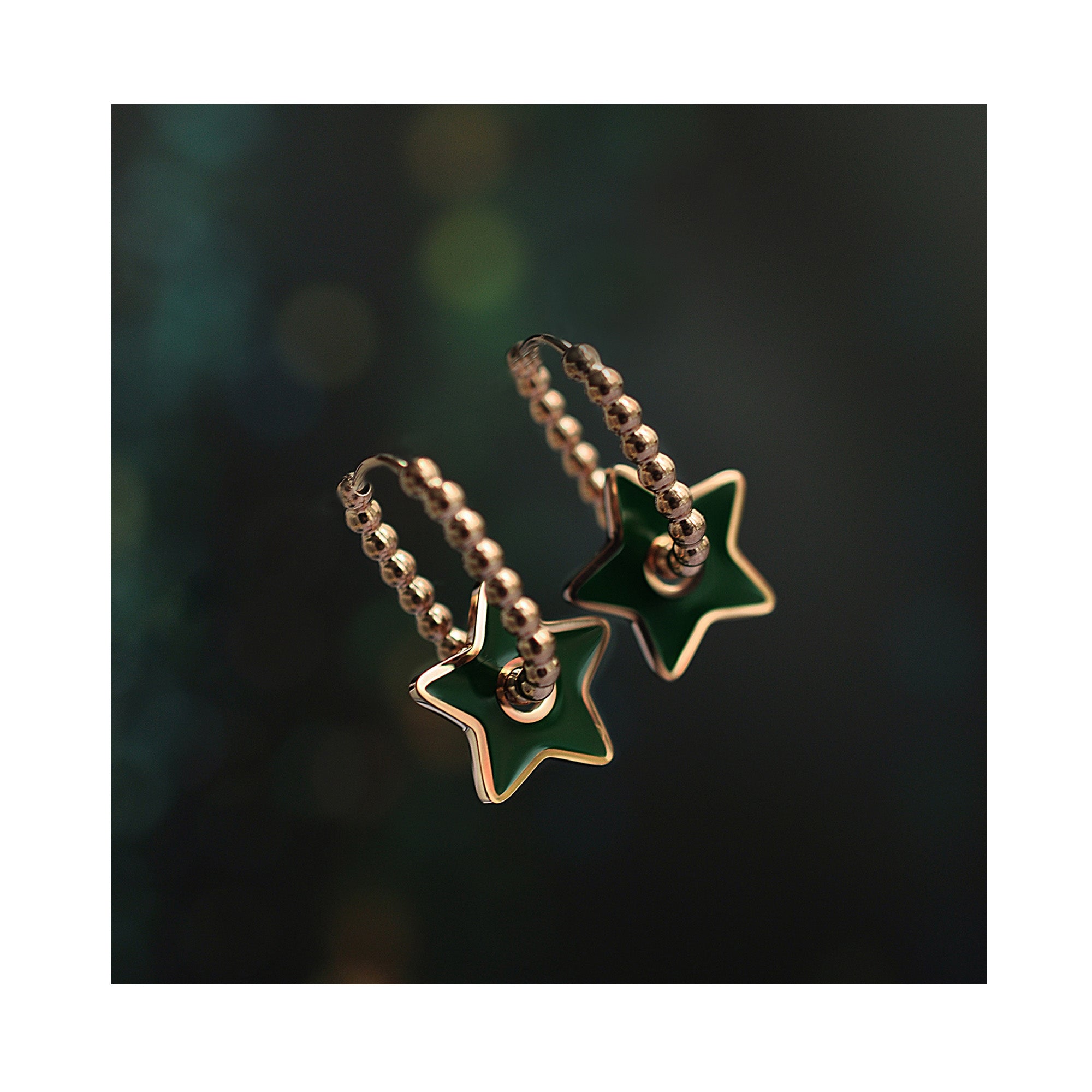 FOG FOREST Tropfenförmige ovale Creolen 