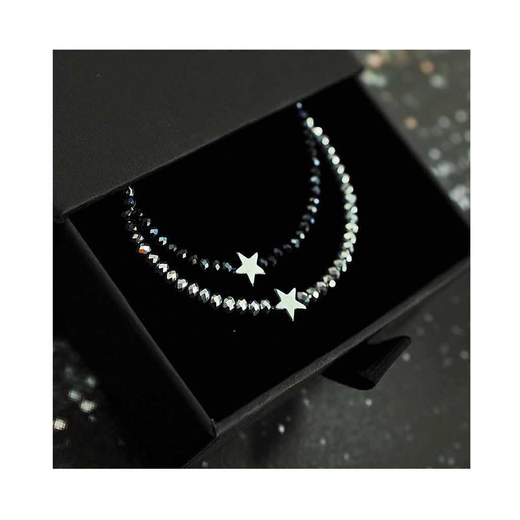 Weihnachtsgeschenkbox blaue Nacht