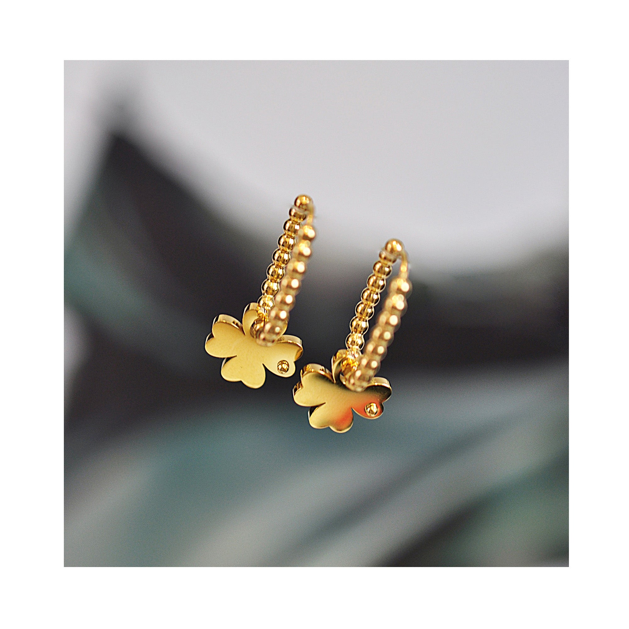 LUCKY BASTARD drop oval hoops