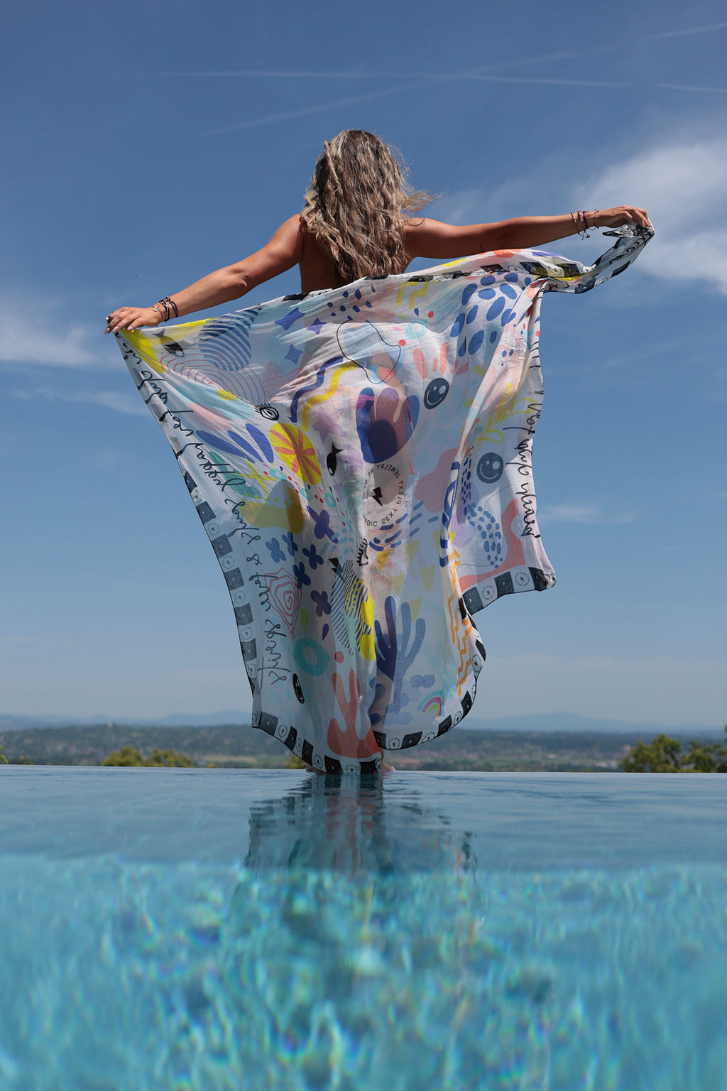 THE BEACH CLUB pareo