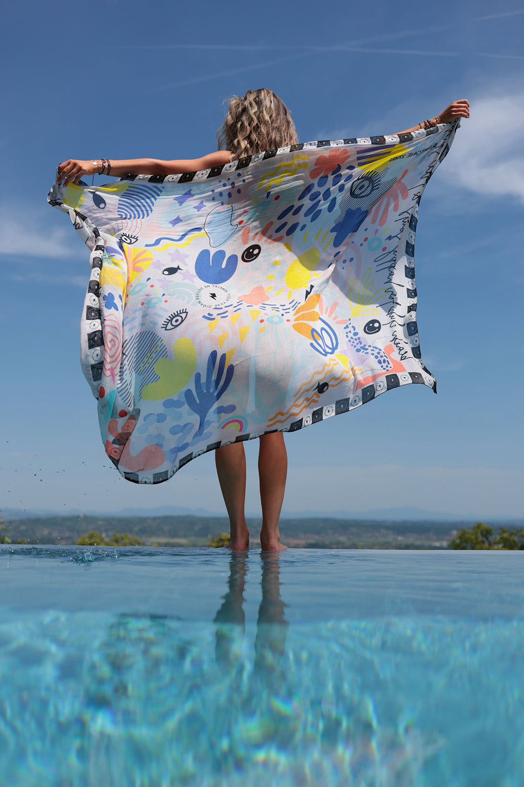 THE BEACH CLUB pareo