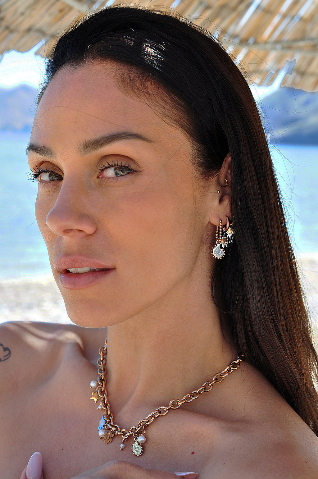 SHELLY BABY dot oval hoops / SHELLY BABY dot ovalni ringovi
