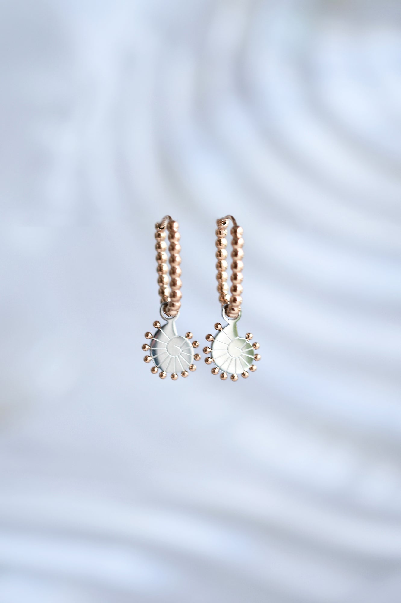 SHELLY BABY dot oval hoops / SHELLY BABY dot ovalni ringovi