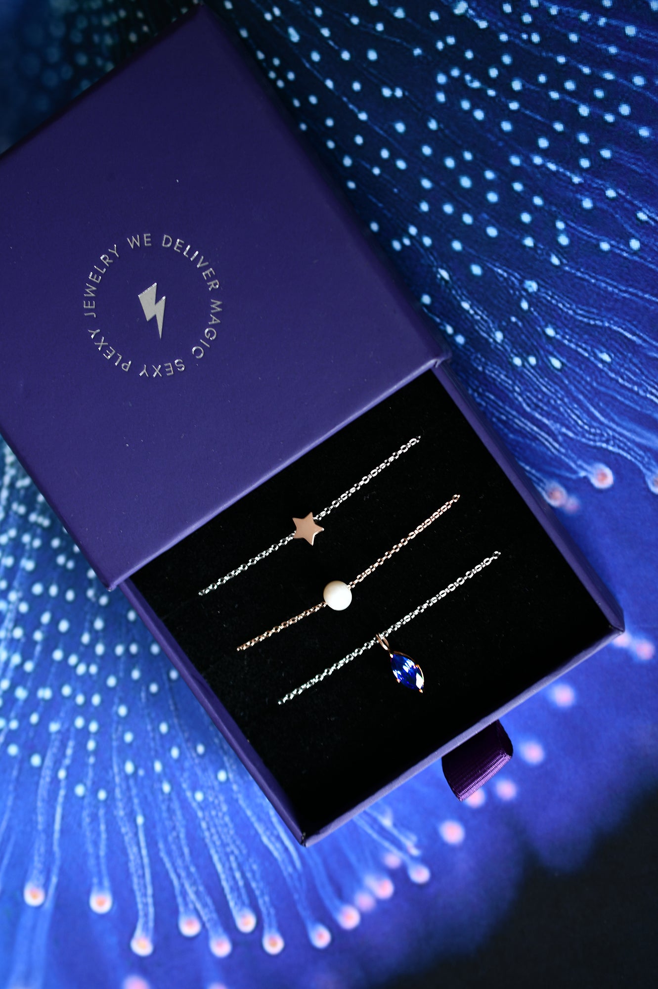 BLUE ROCK triple necklace / BLUE ROCK trostruka ogrlica