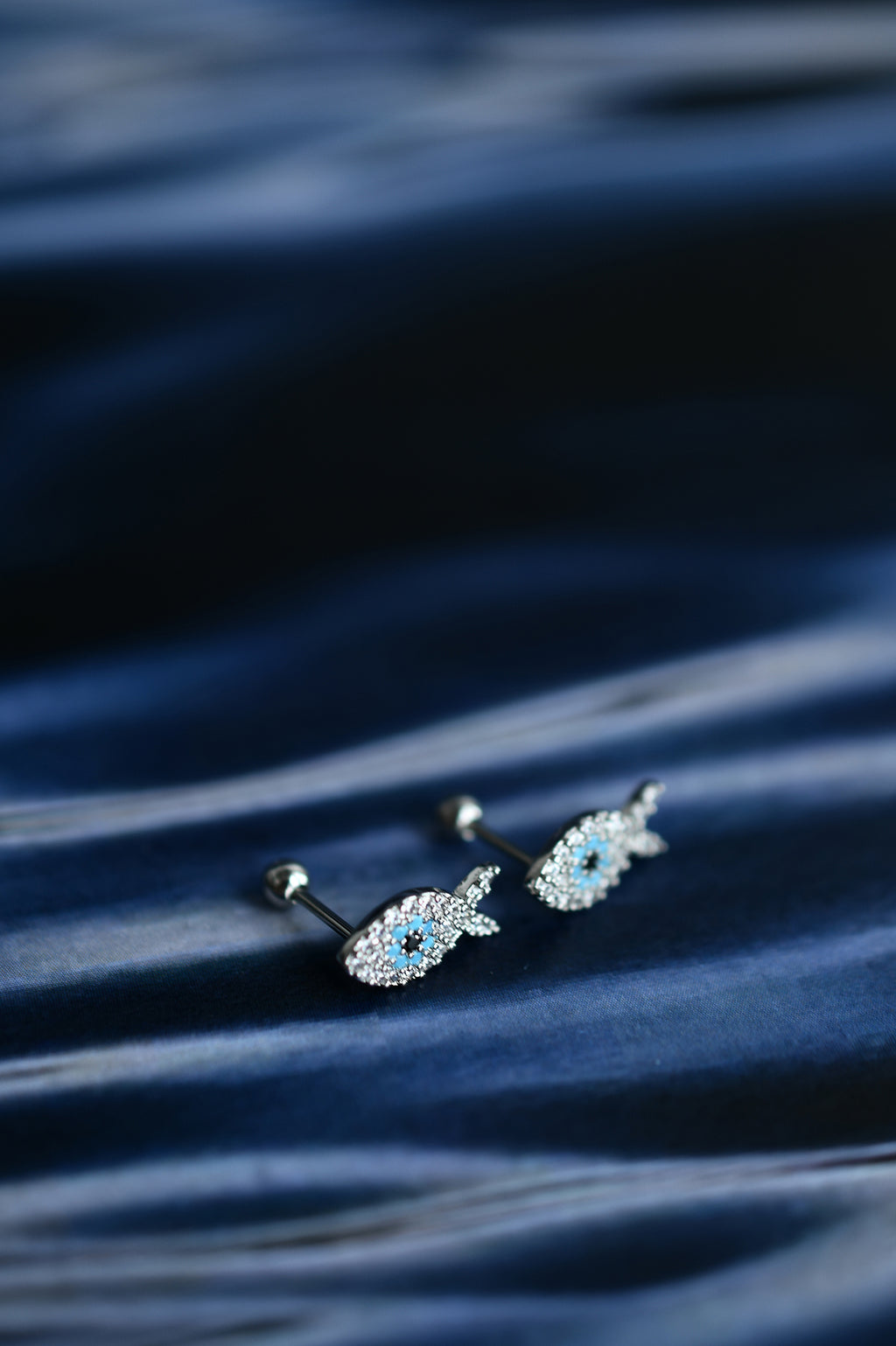 FISHY BUSINESS piercing earrings / FISHY BUSINESS piercing naušnice