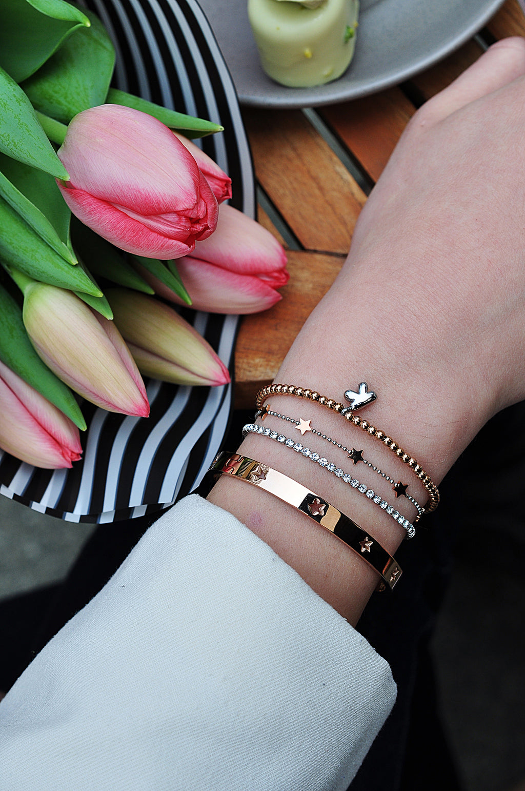 LOVE LETTERS bead bracelet / LOVE LETTERS točkasta narukvica